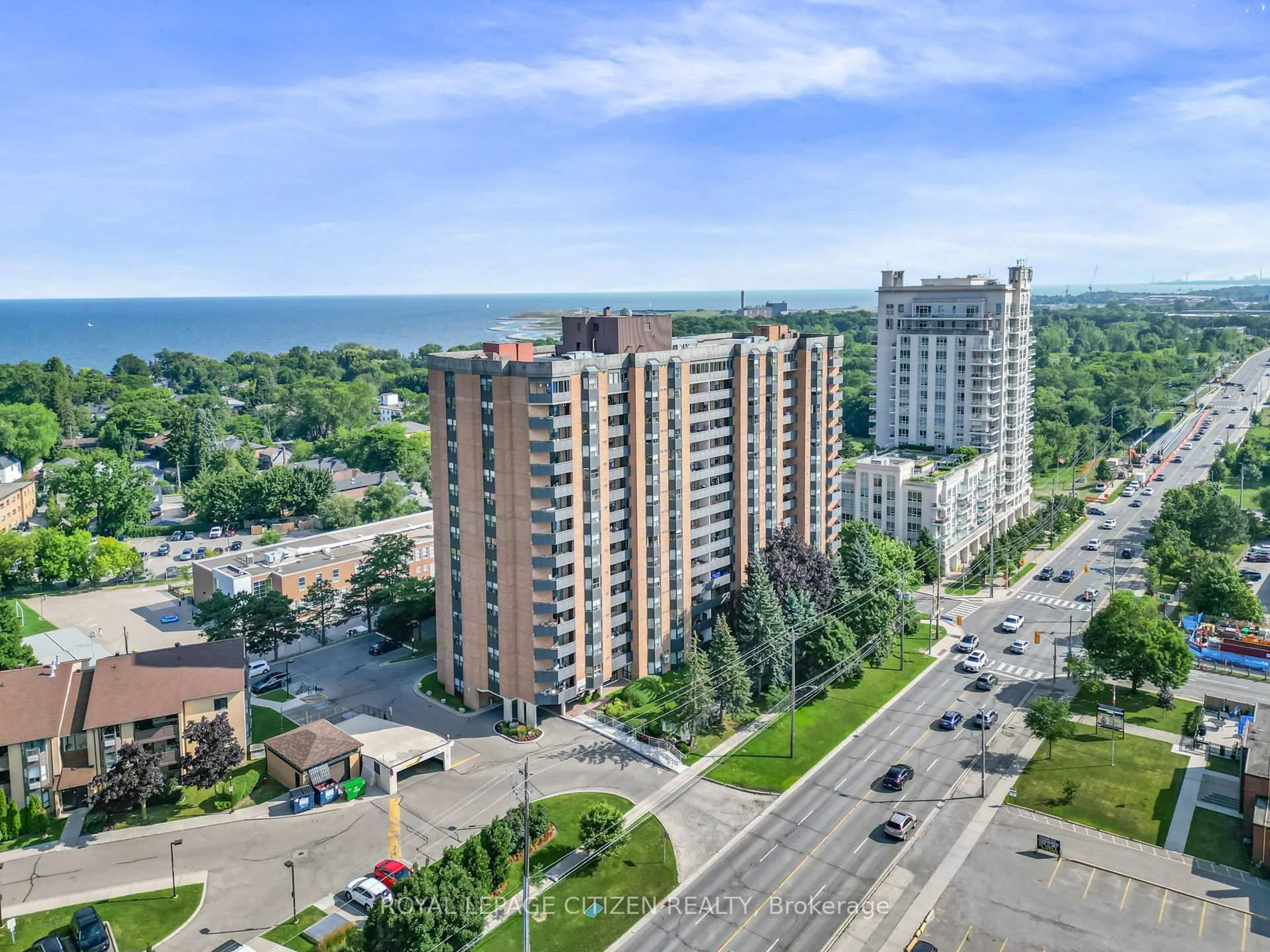 A pic from outside/outdoor area/front of a property/back of a property/a pic from drone, city buildings view from balcony for 3845 Lake Shore Blvd #710, Toronto Ontario M8W 4Y3