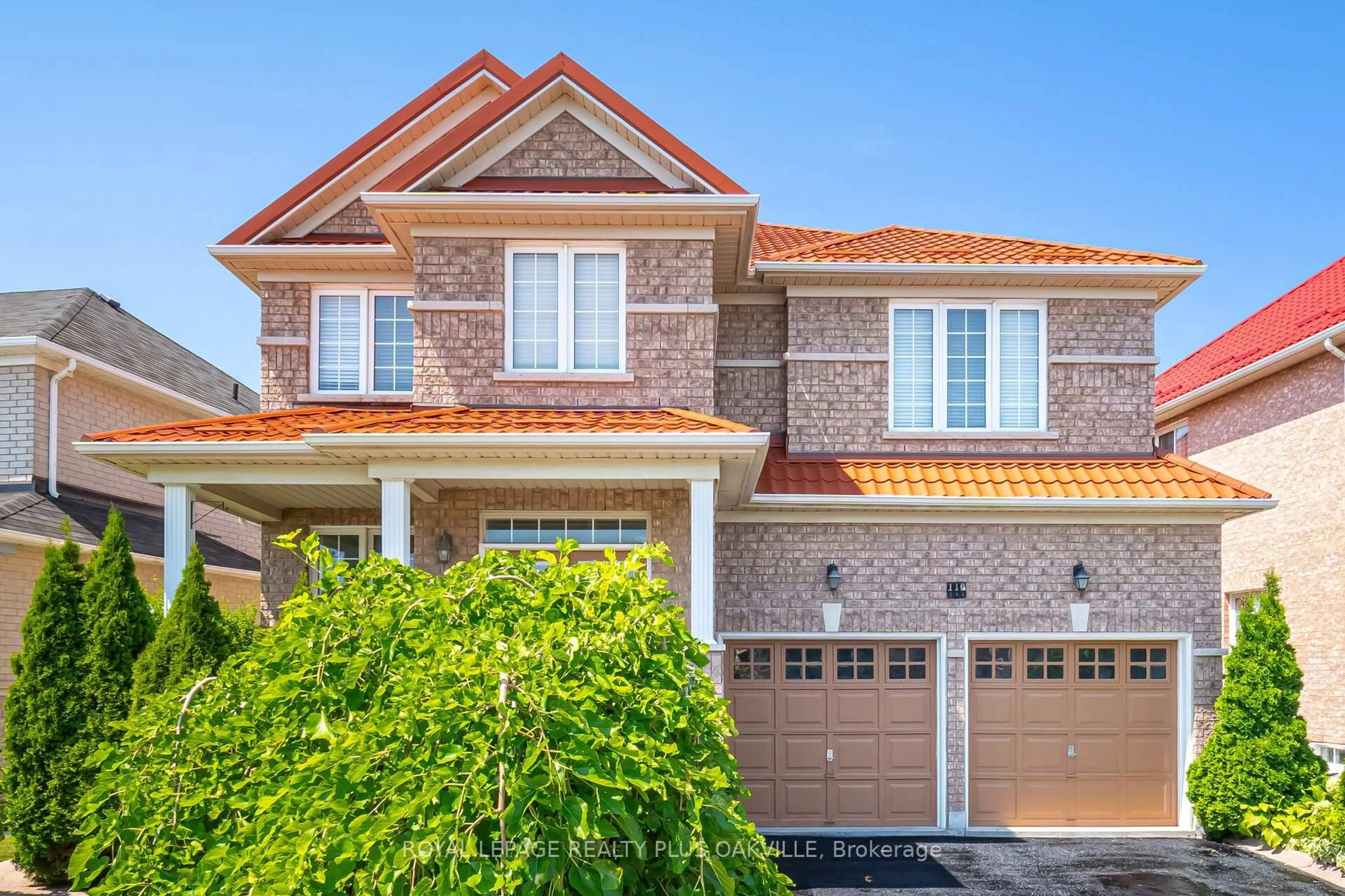 Home with brick exterior material, street for 110 Earlsbridge Blvd, Brampton Ontario L7A 3W7