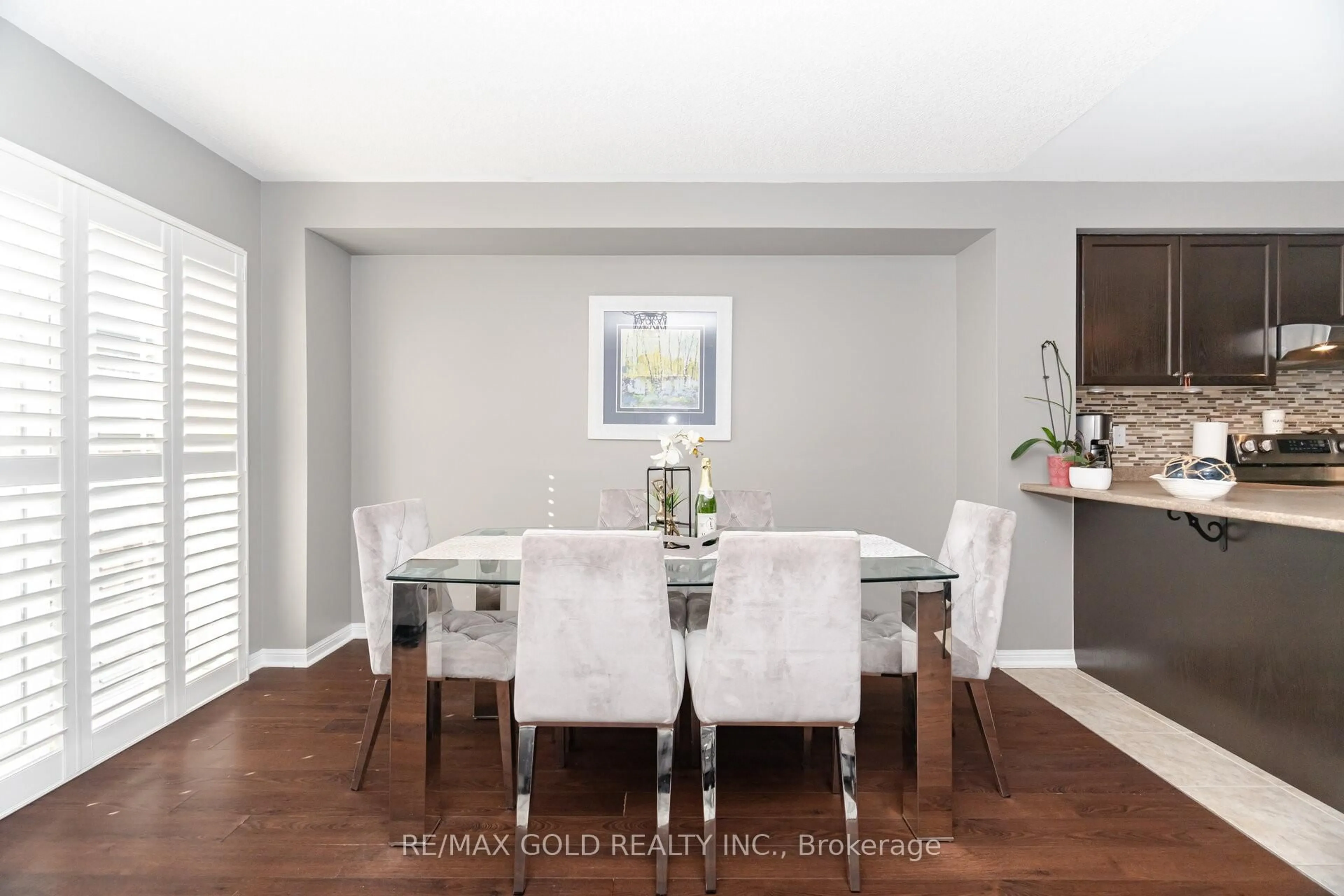 Dining room, wood/laminate floor for 6 Rouge St, Brampton Ontario L6P 3H8