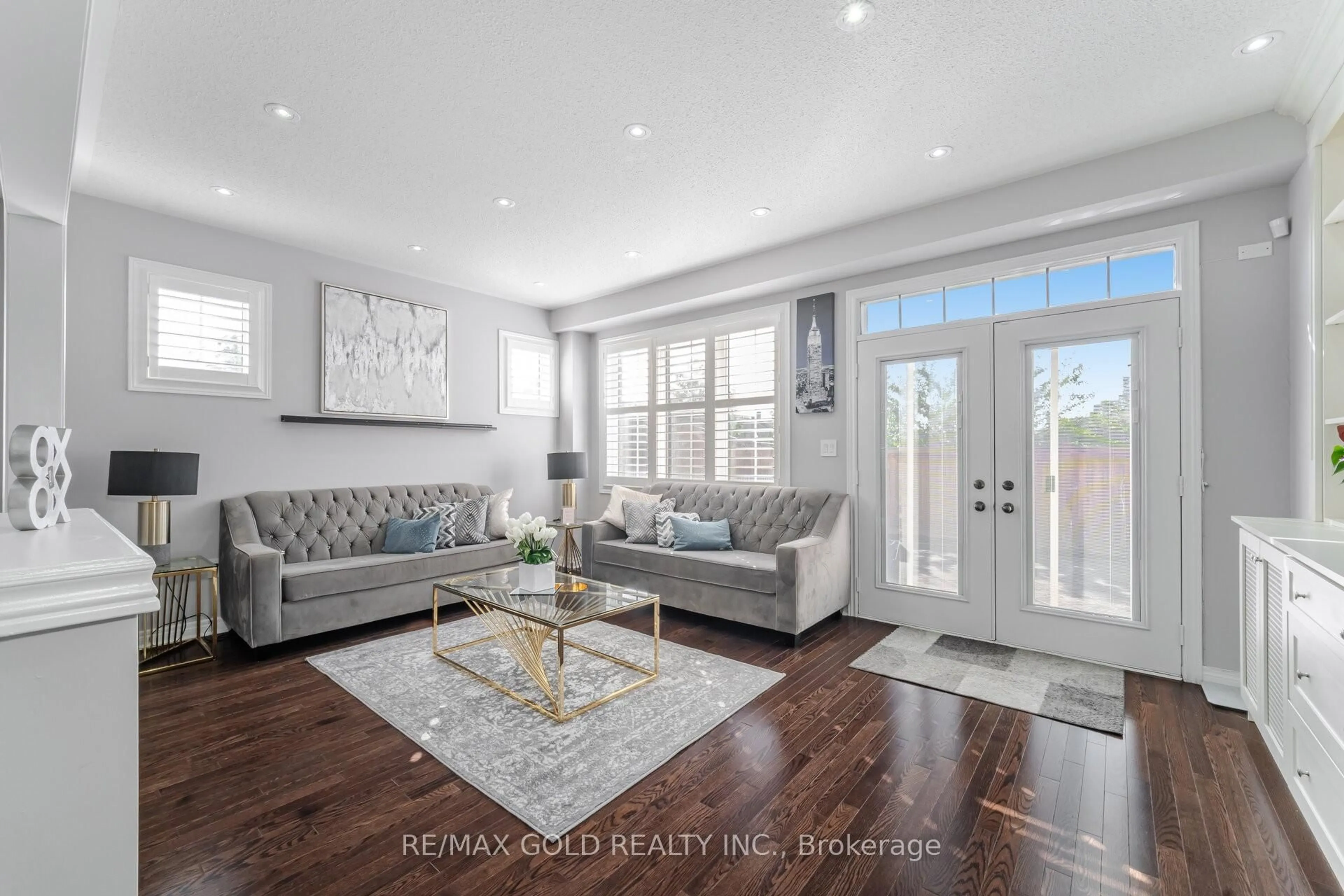 Living room with furniture, unknown for 46 Lesabre Cres, Brampton Ontario L6P 3R4