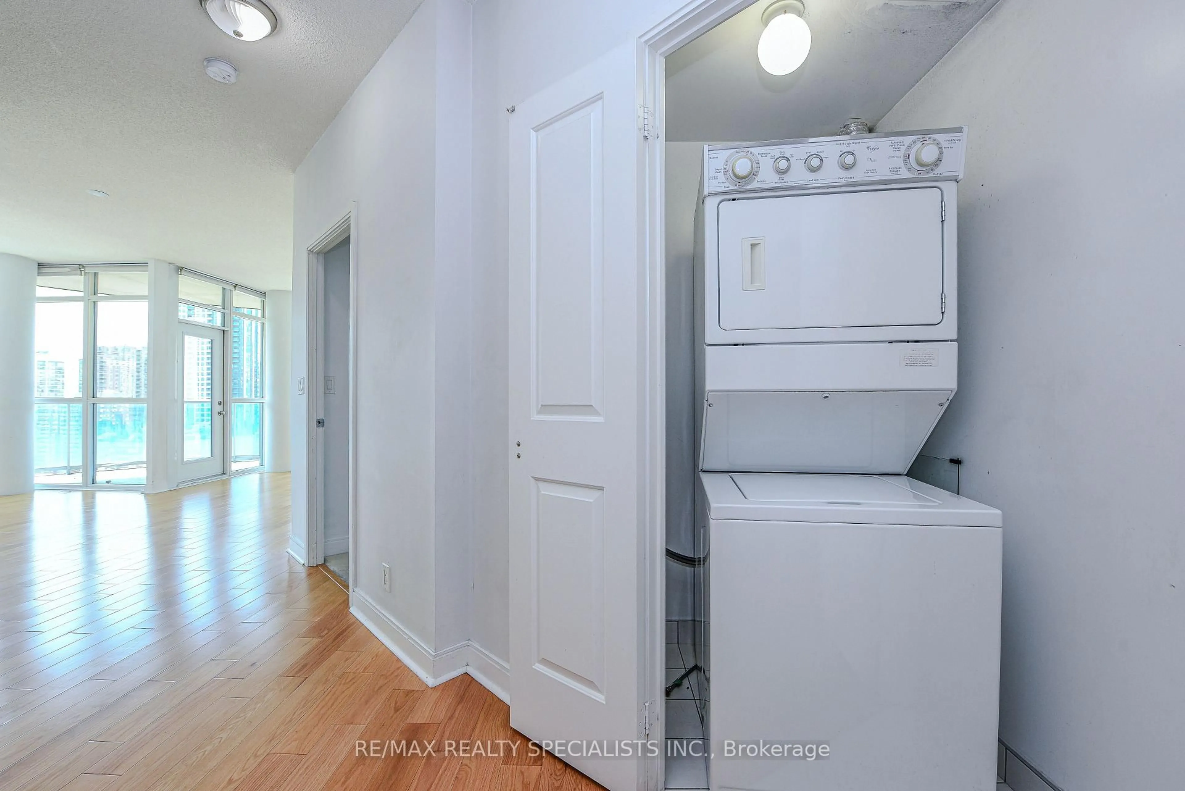 Laundry room for 70 Absolute Ave #1206, Mississauga Ontario L4Z 0A4