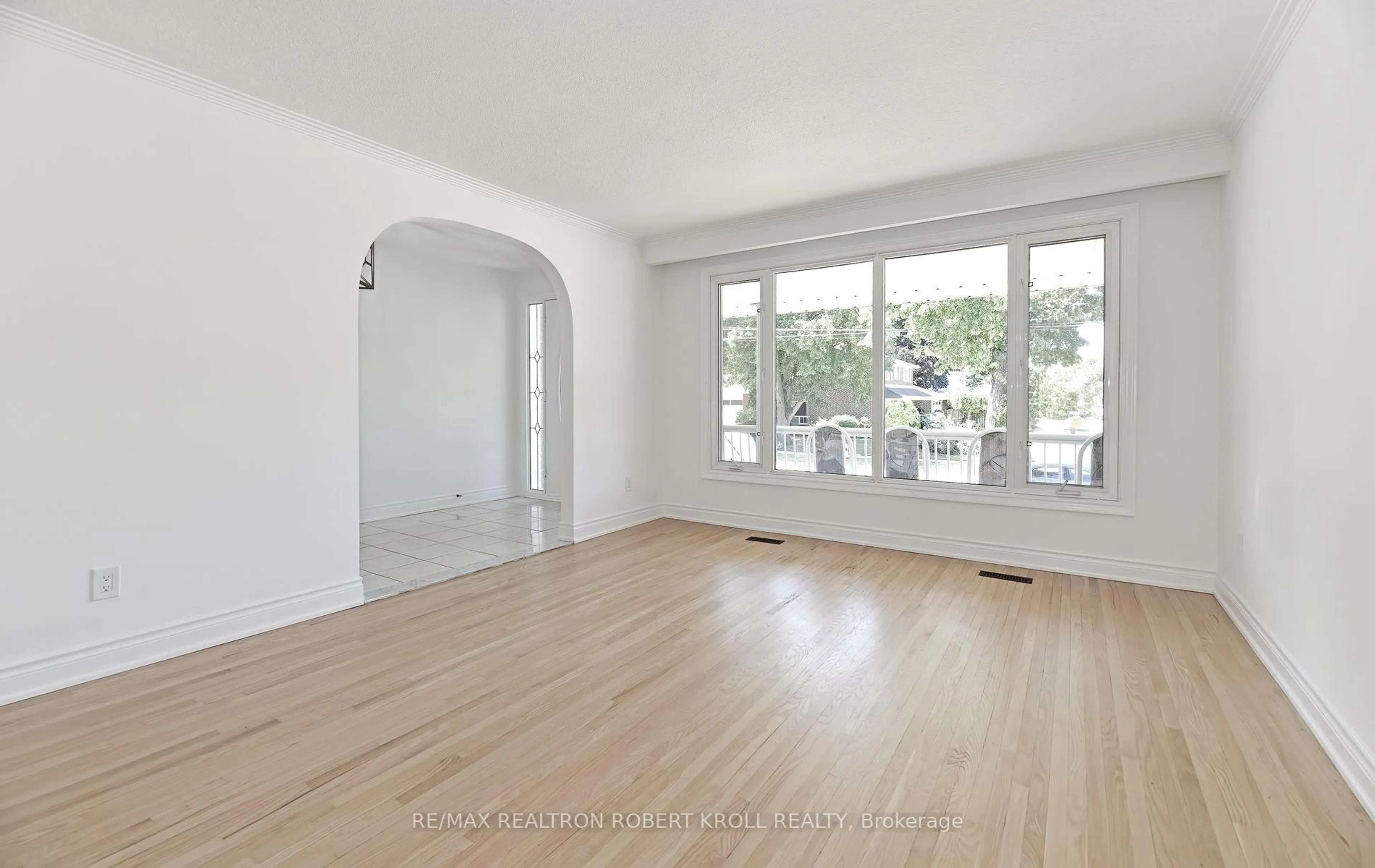 A pic of a room for 29 Melbert Rd, Toronto Ontario M9C 3P5