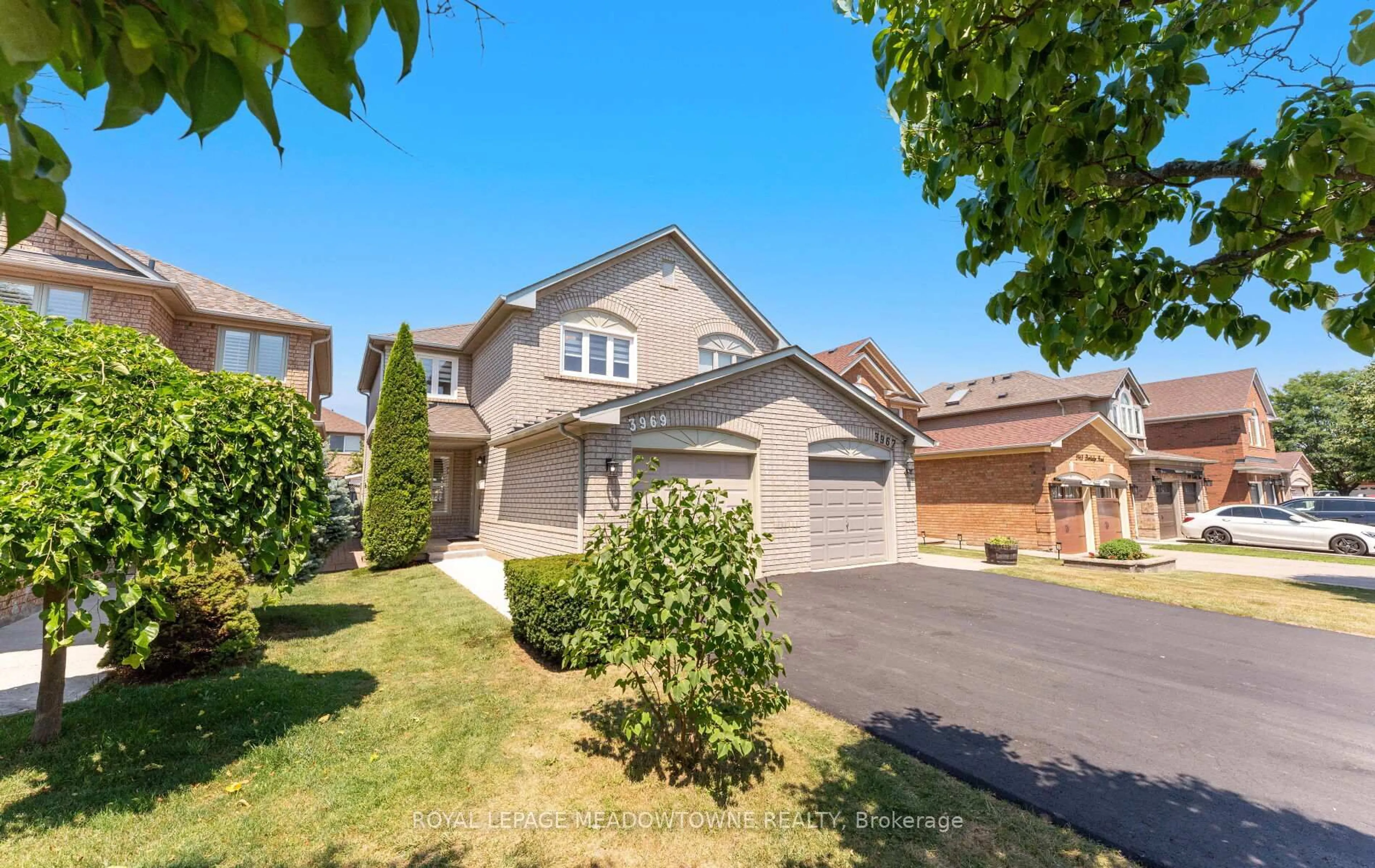 Unknown for 3969 Bentridge Rd, Mississauga Ontario L5N 7V8