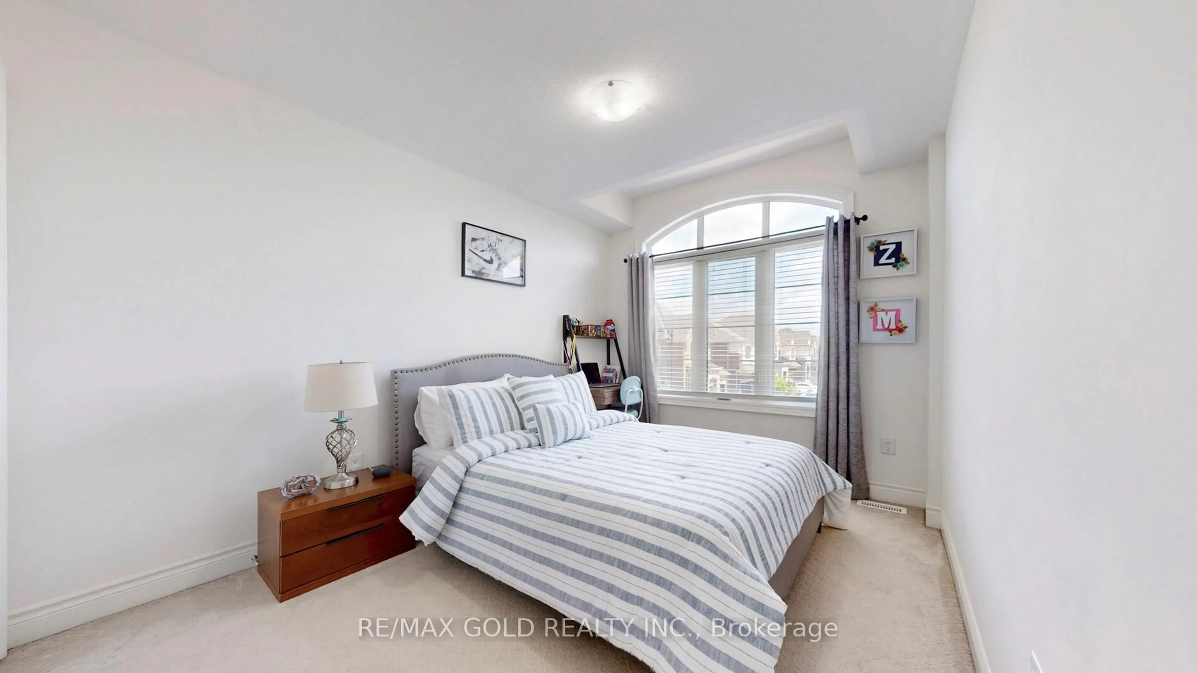 Bedroom with bed, unknown for 469 Izumi Gate, Milton Ontario L9E 1J7