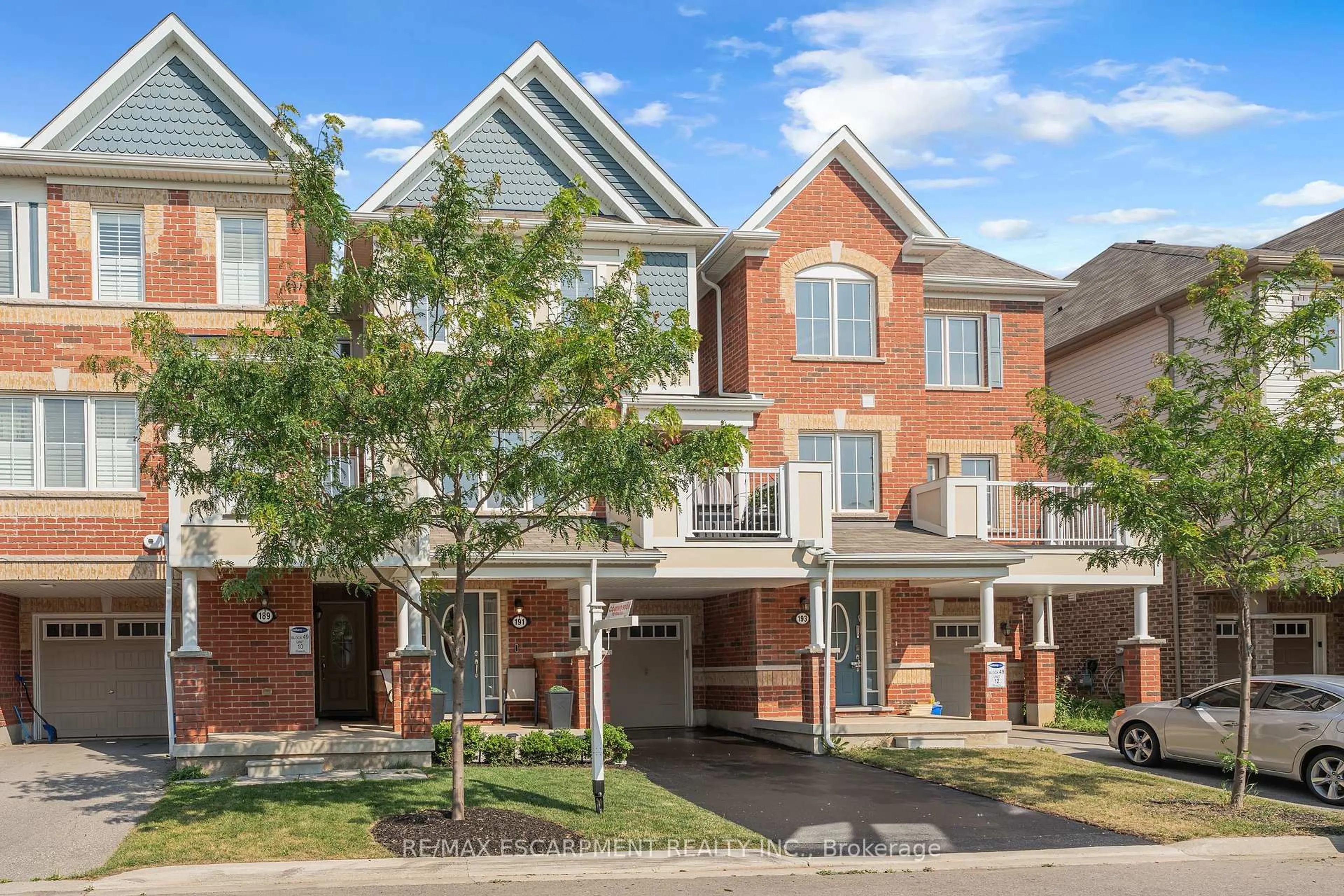 Home with brick exterior material, street for 191 Lemieux Crt, Milton Ontario L9T 7K6
