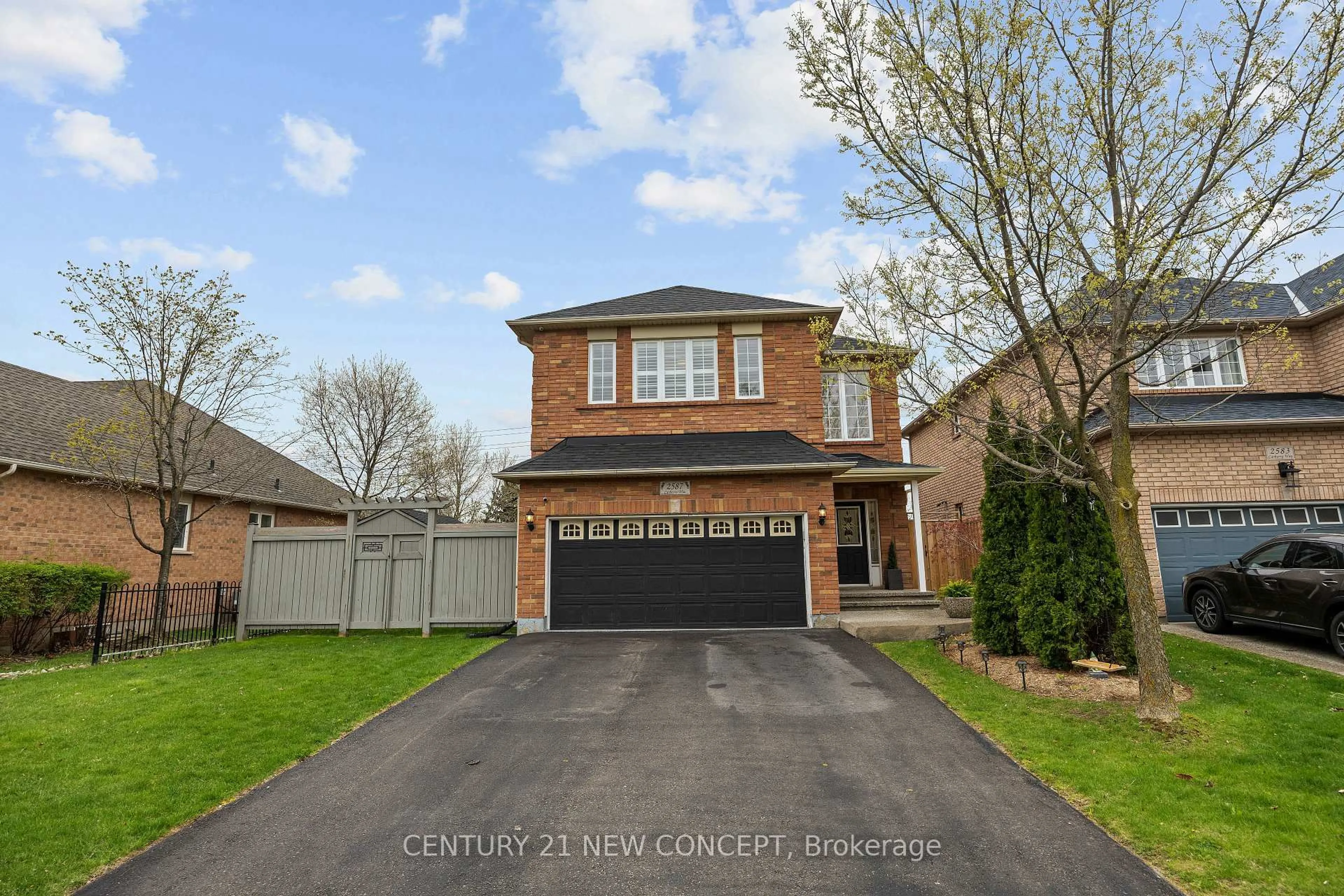 Home with brick exterior material, street for 2587 Carberry Way, Oakville Ontario L6M 4R8