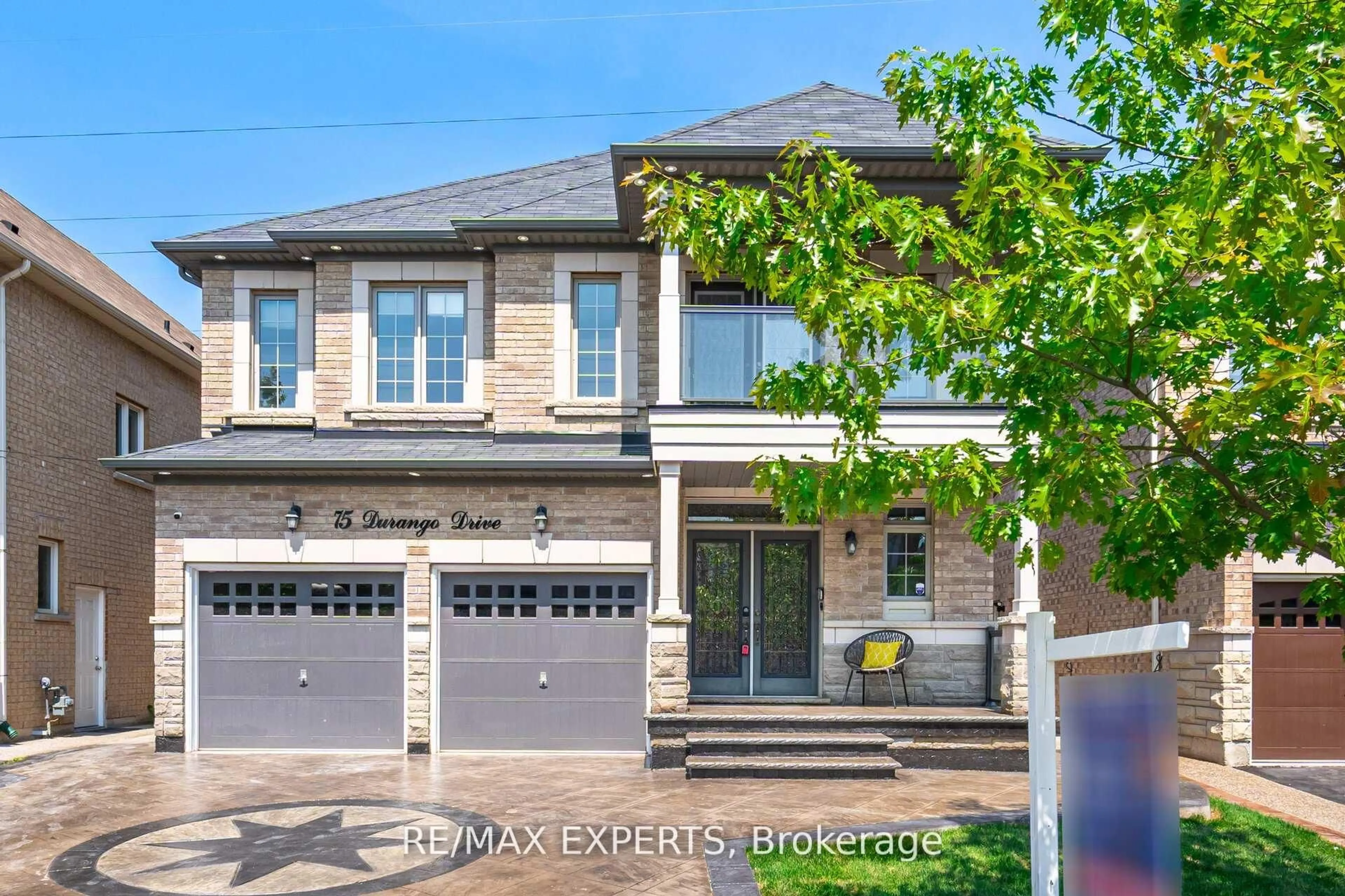 Home with brick exterior material, street for 75 Durango Dr, Brampton Ontario L6X 5G9