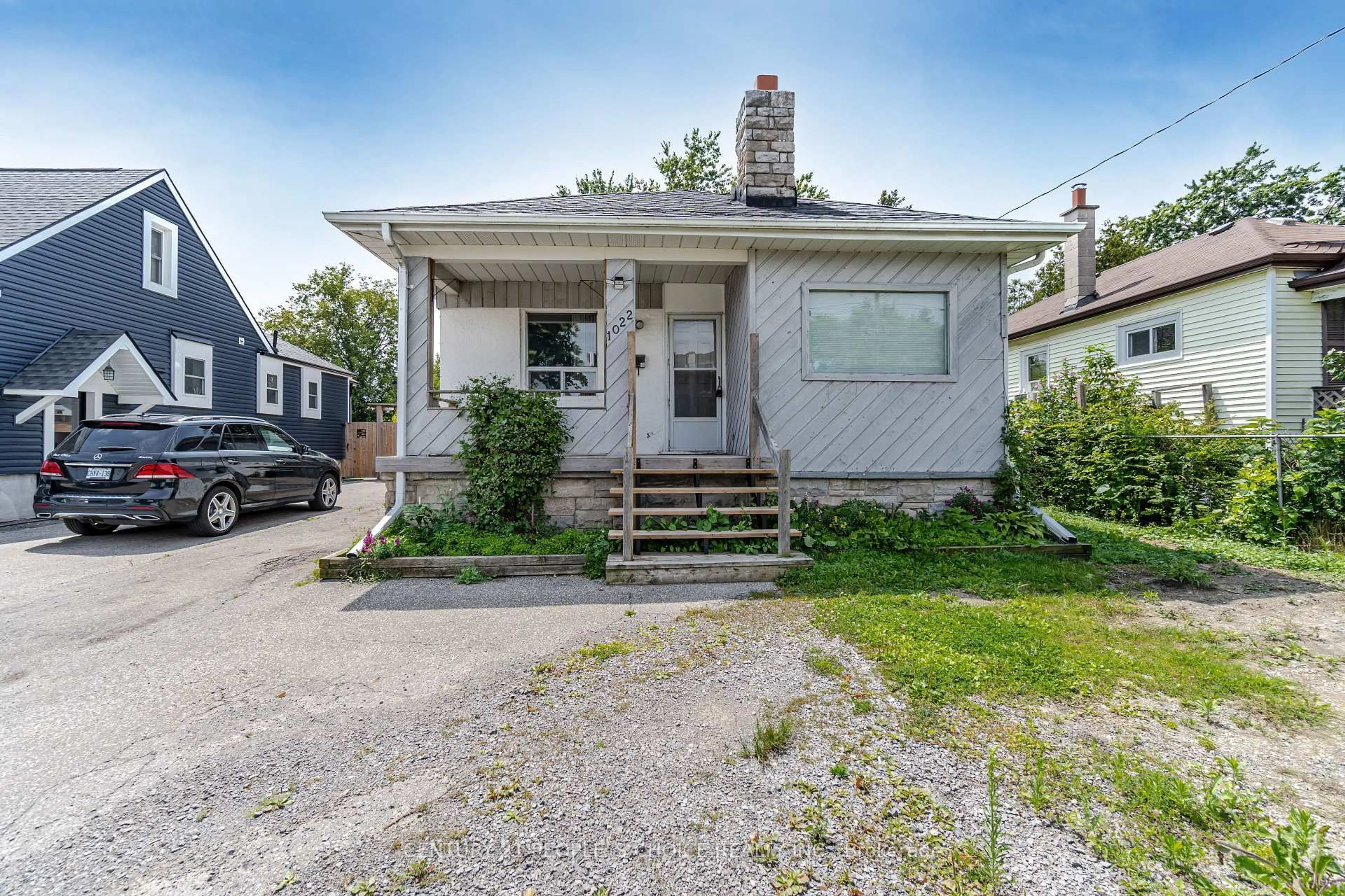 Unknown for 1022 Edgeleigh Ave, Mississauga Ontario L5E 2G1