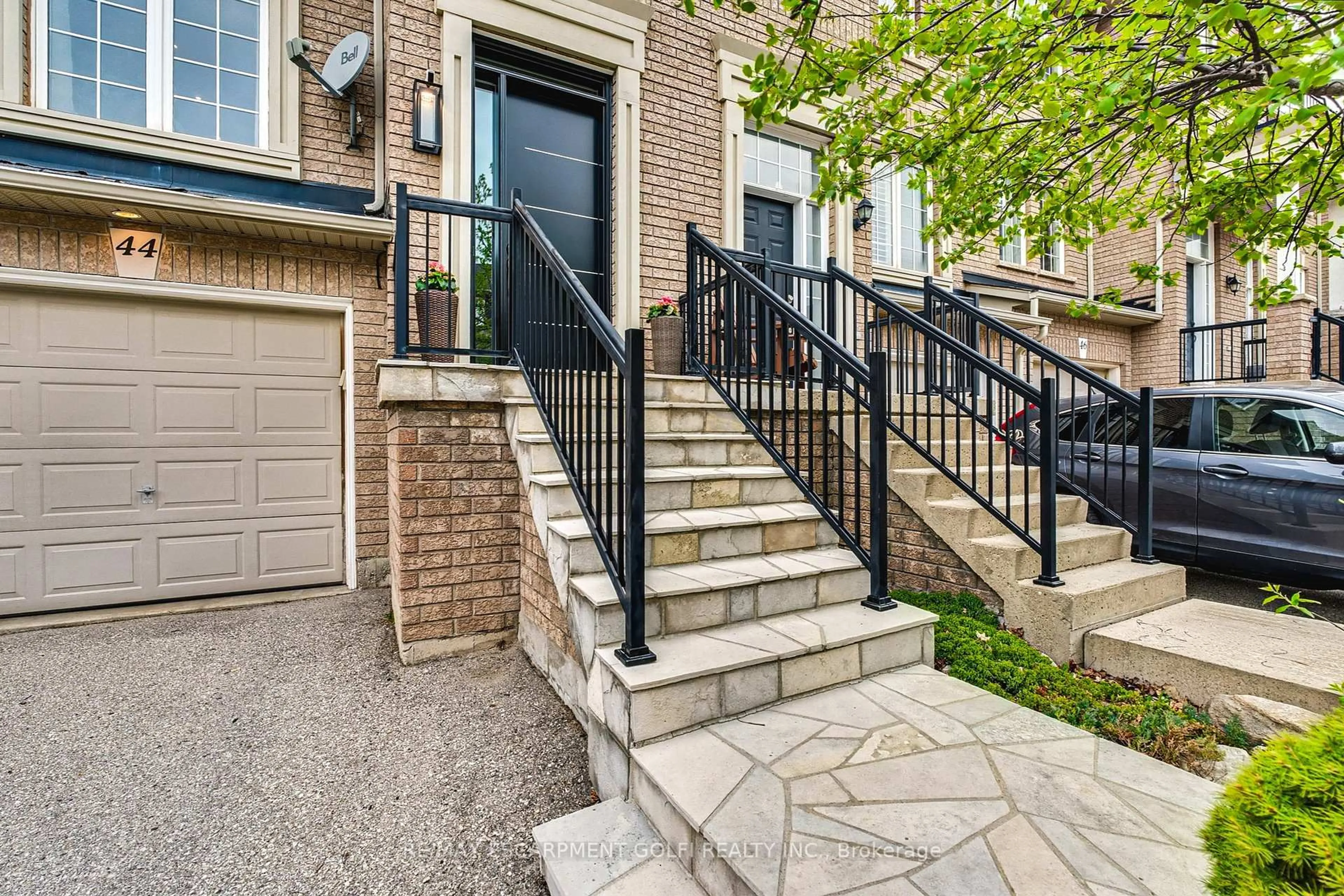 Unknown for 2280 BARONWOOD Dr #44, Oakville Ontario L6M 4Z5