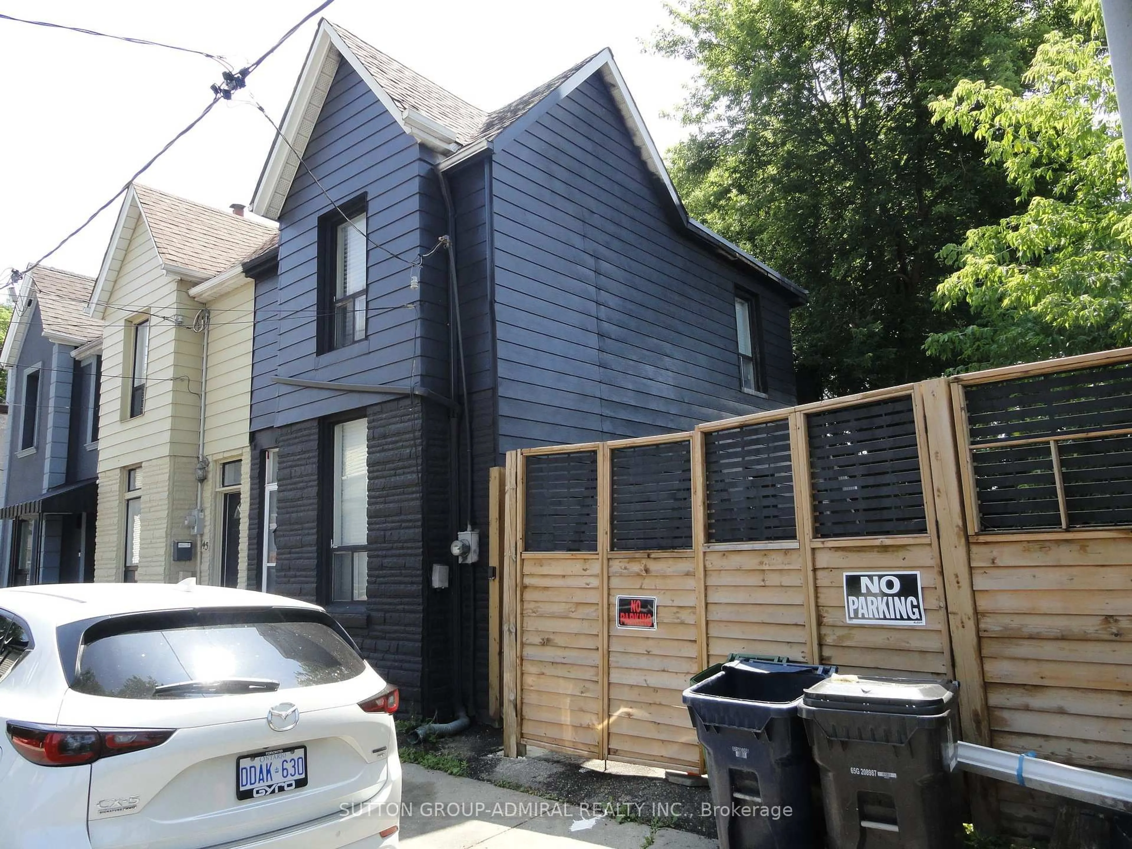 Unknown for 47 Lindner St, Toronto Ontario M6N 1B3