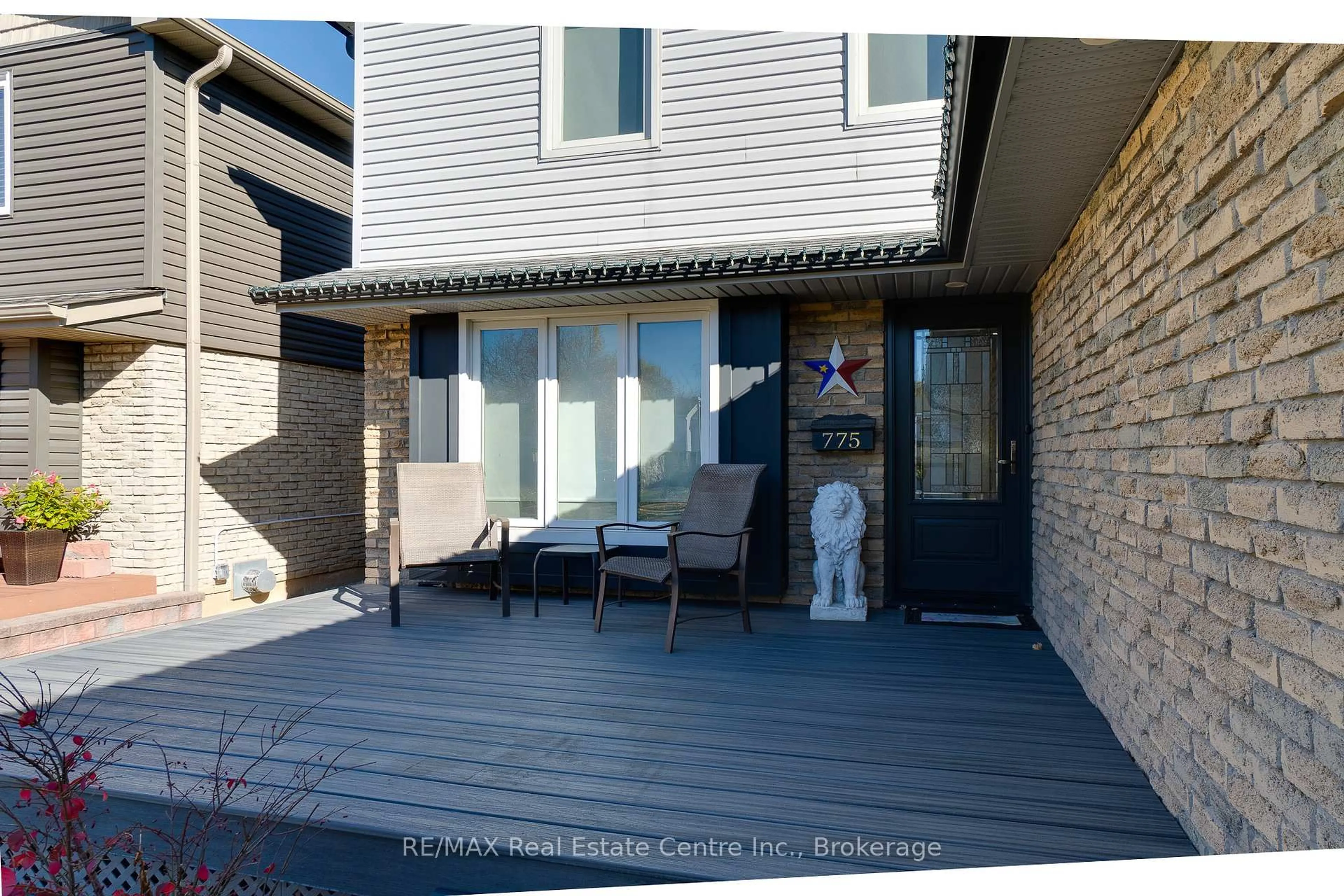 Patio, street for 775 Coulson Ave, Milton Ontario L9T 4K2