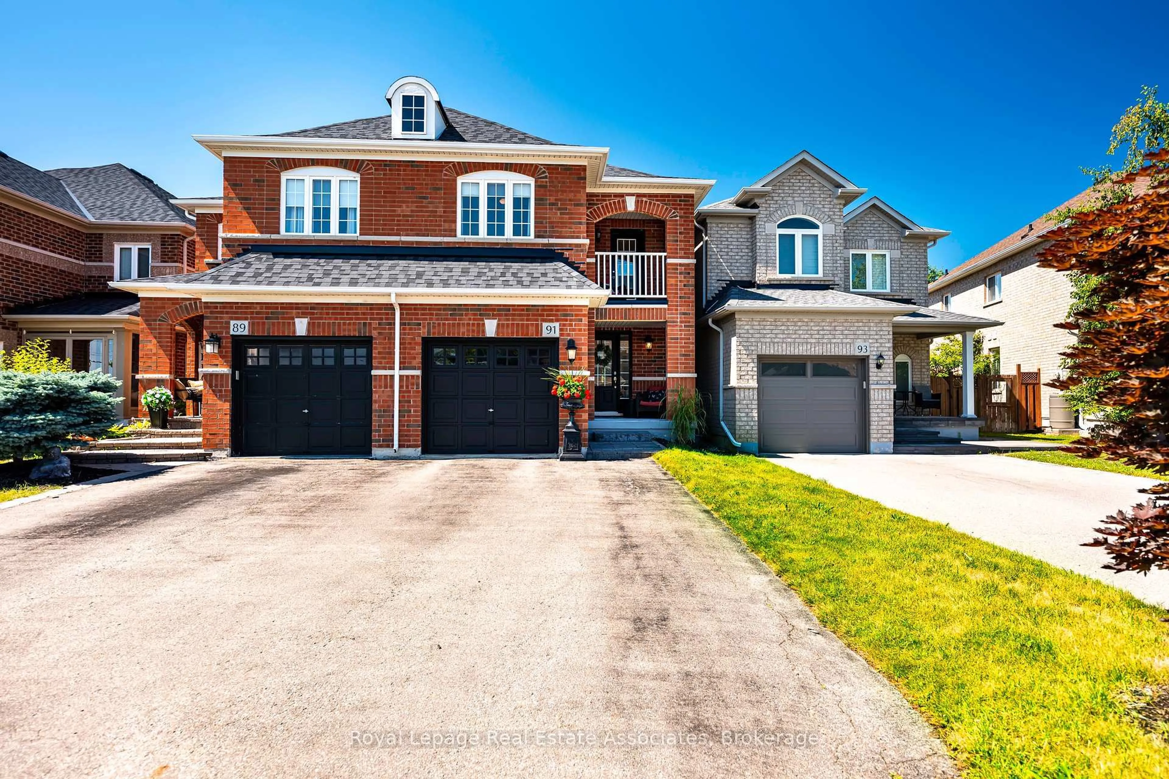 Home with brick exterior material, street for 91 Snowberry Cres, Halton Hills Ontario L7G 6M8