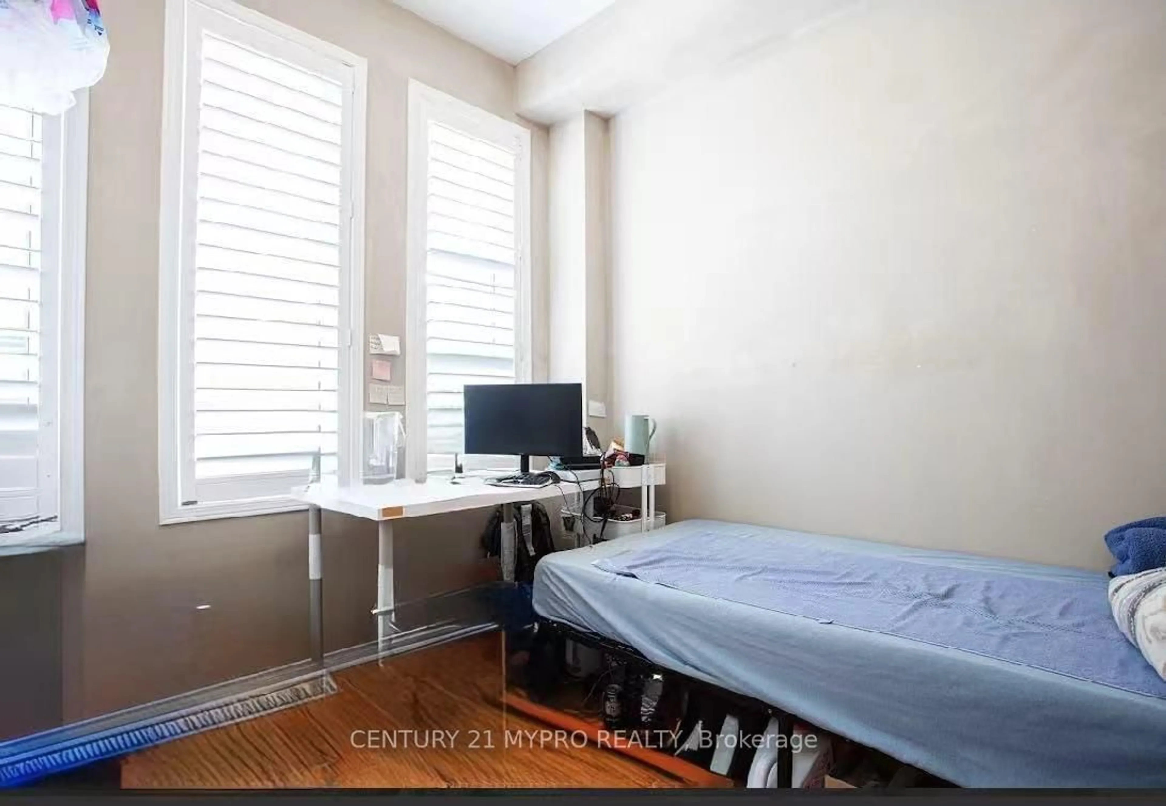 A pic of a room for 22 Mansur Terr, Toronto Ontario M3J 3R1