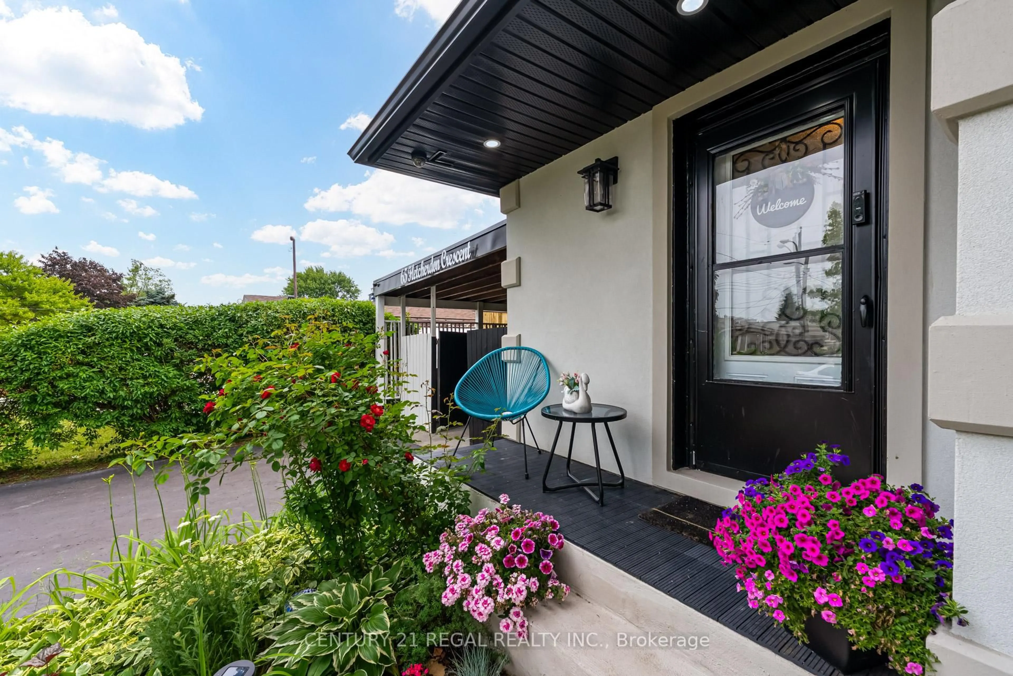 Patio, street for 65 Fletcherdon Cres, Toronto Ontario M3N 1S2