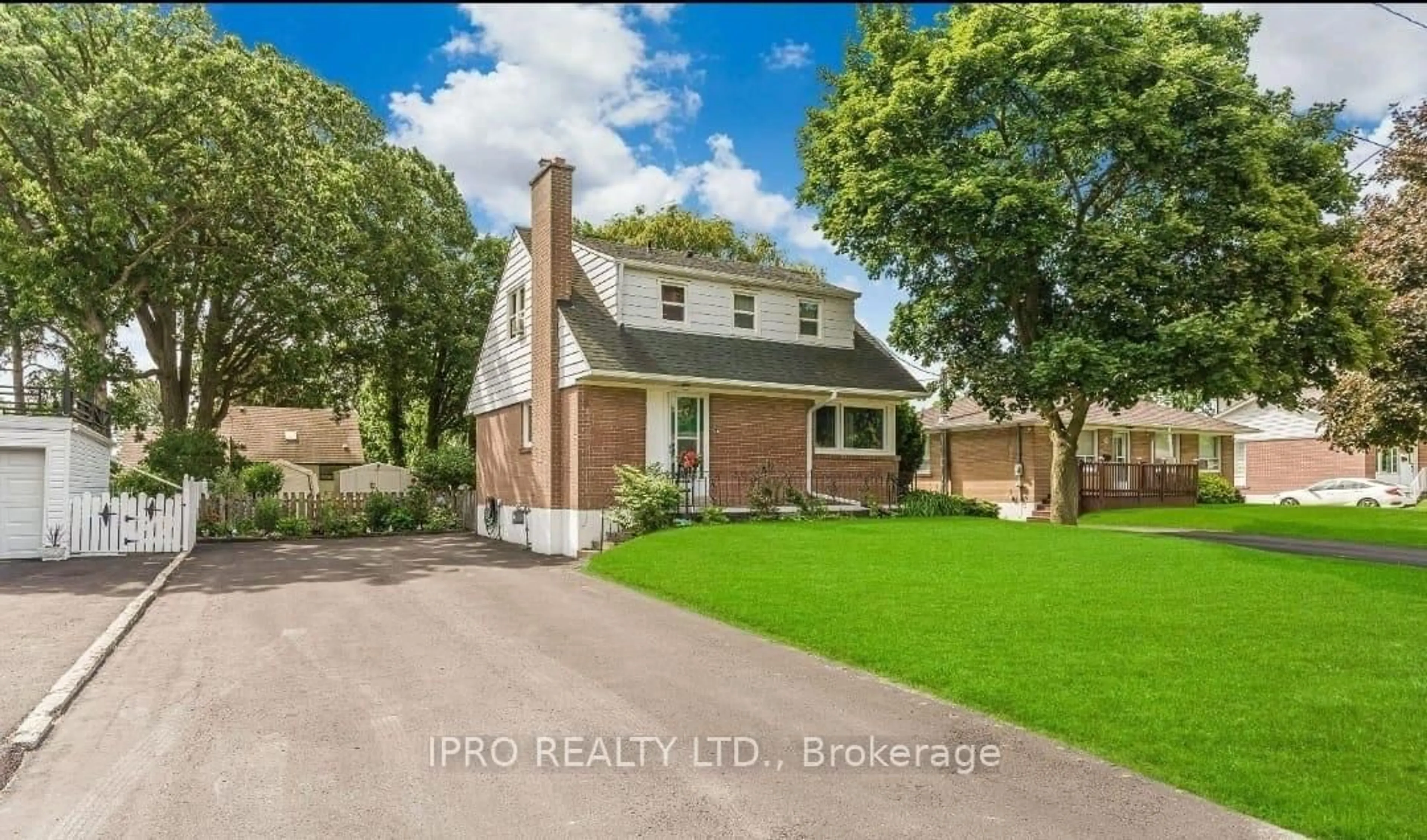 Home with brick exterior material, street for 215 Elmwood Cres, Milton Ontario L9T 1C3