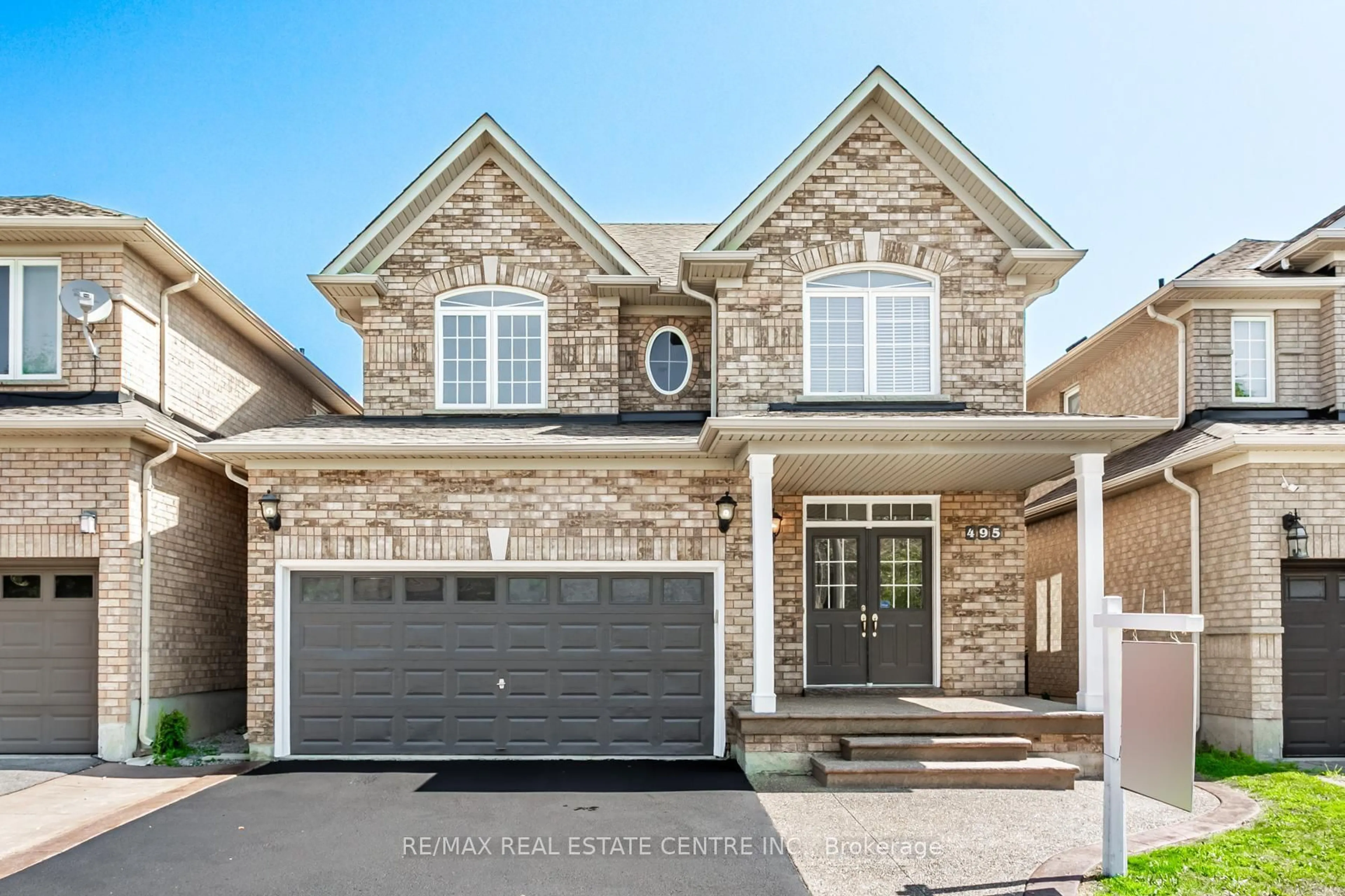 Home with brick exterior material, street for 495 Willmott Cres, Milton Ontario L9T 6P1