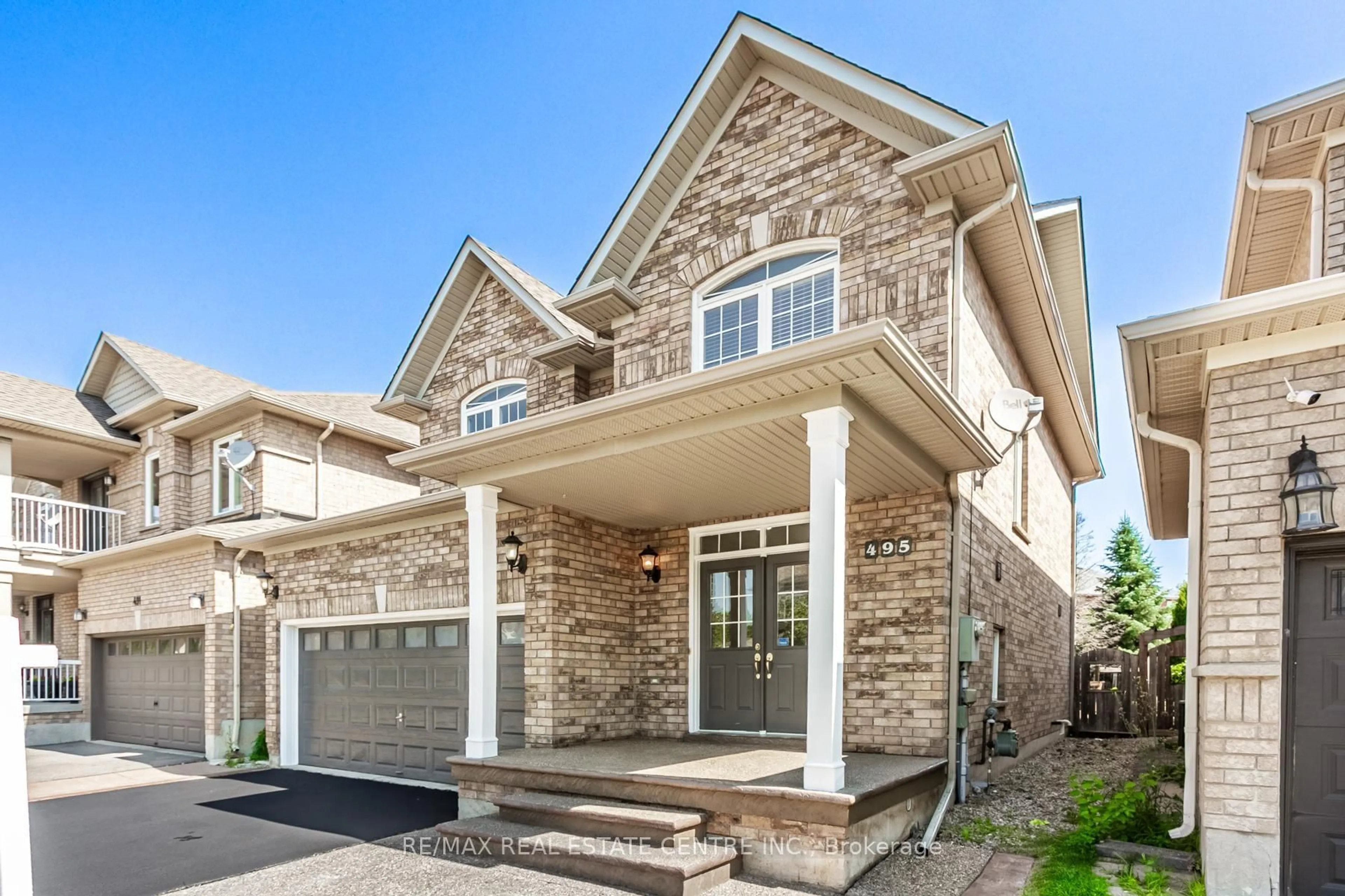 Home with brick exterior material, street for 495 Willmott Cres, Milton Ontario L9T 6P1