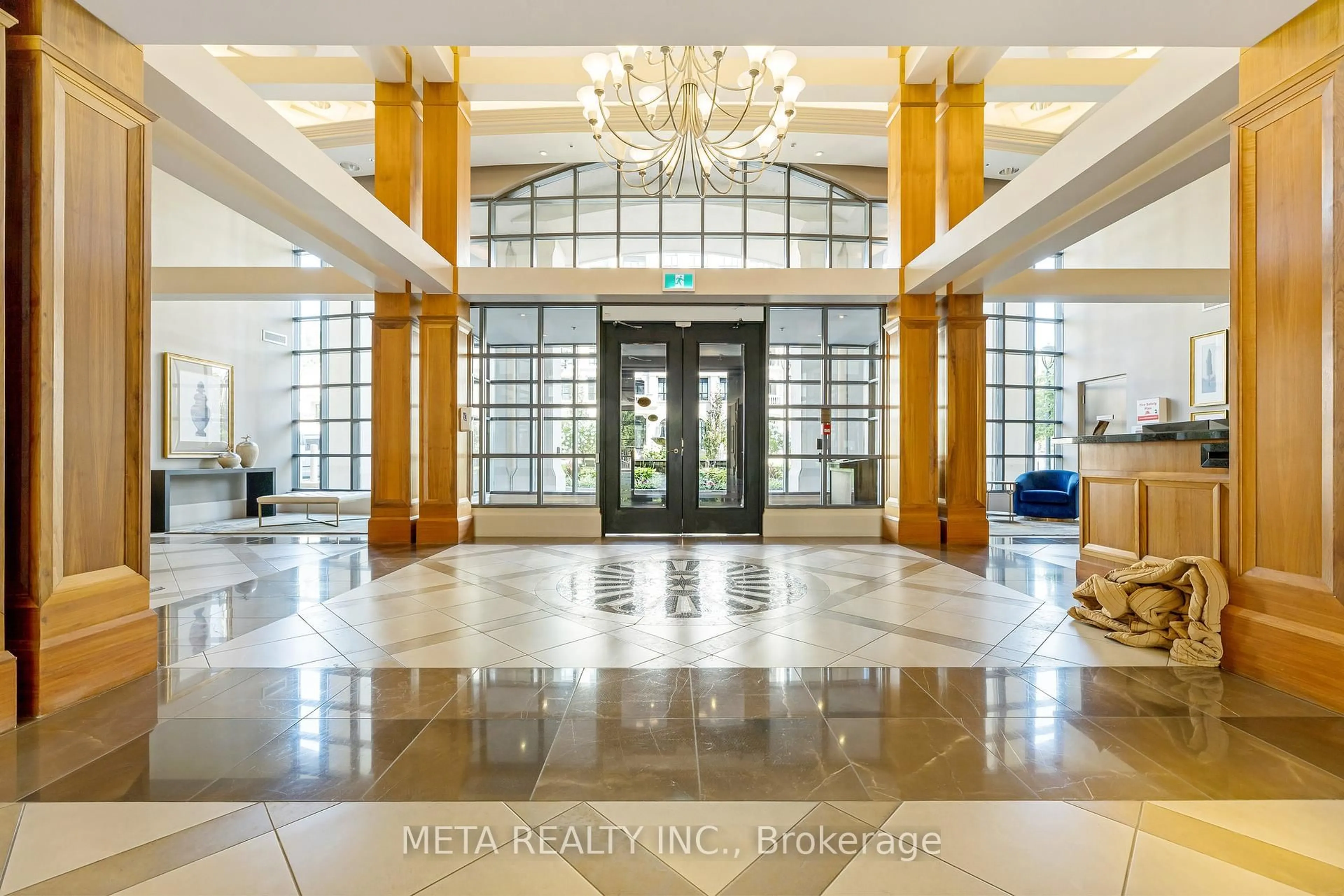 Lobby for 2855 Bloor St #501, Toronto Ontario M8X 3A1