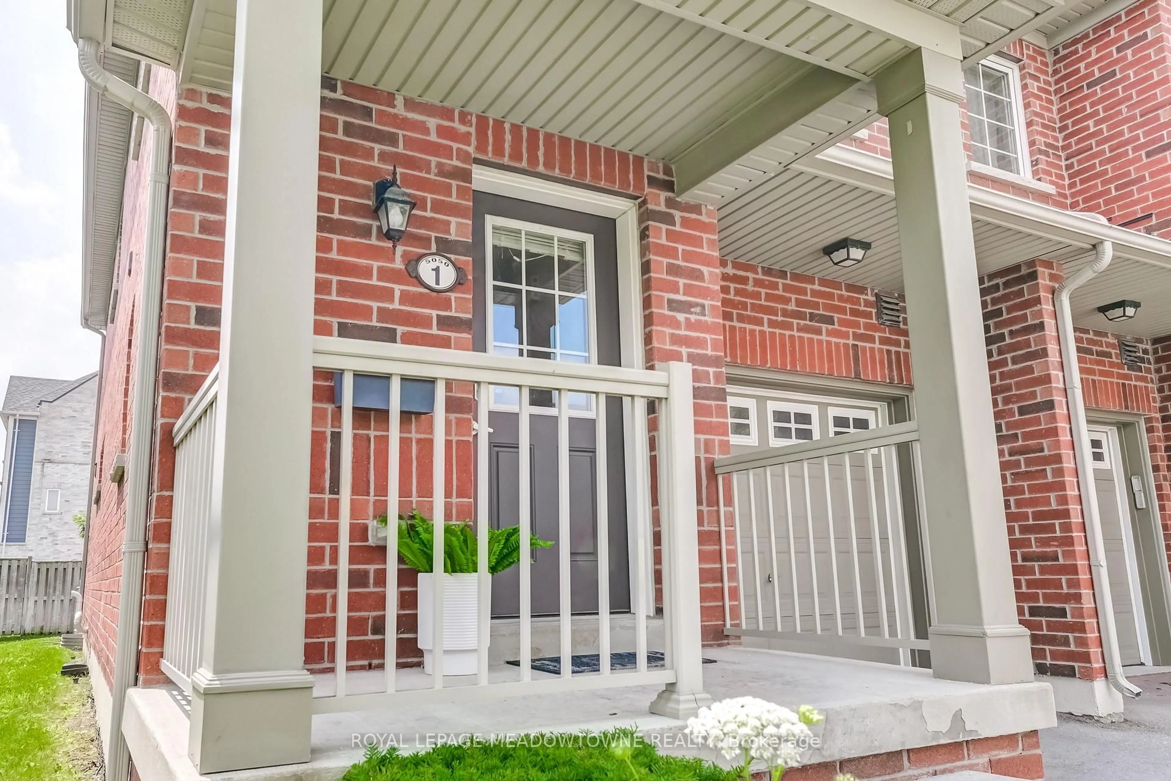 Home with brick exterior material, street for 5050 Harvard Rd #1, Mississauga Ontario L5M 0X1