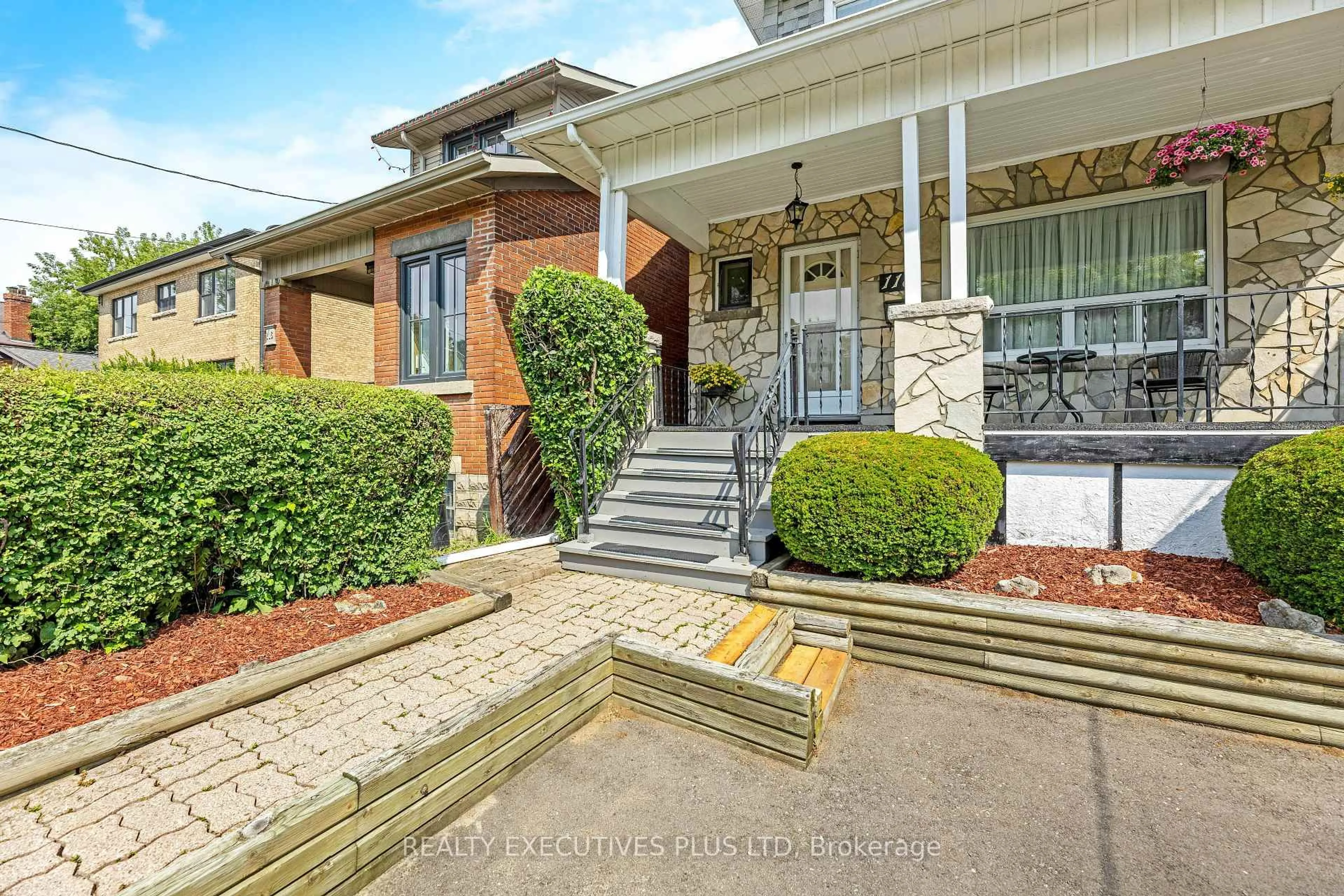 Home with brick exterior material, street for 118 Alder Cres, Toronto Ontario M8V 2H8