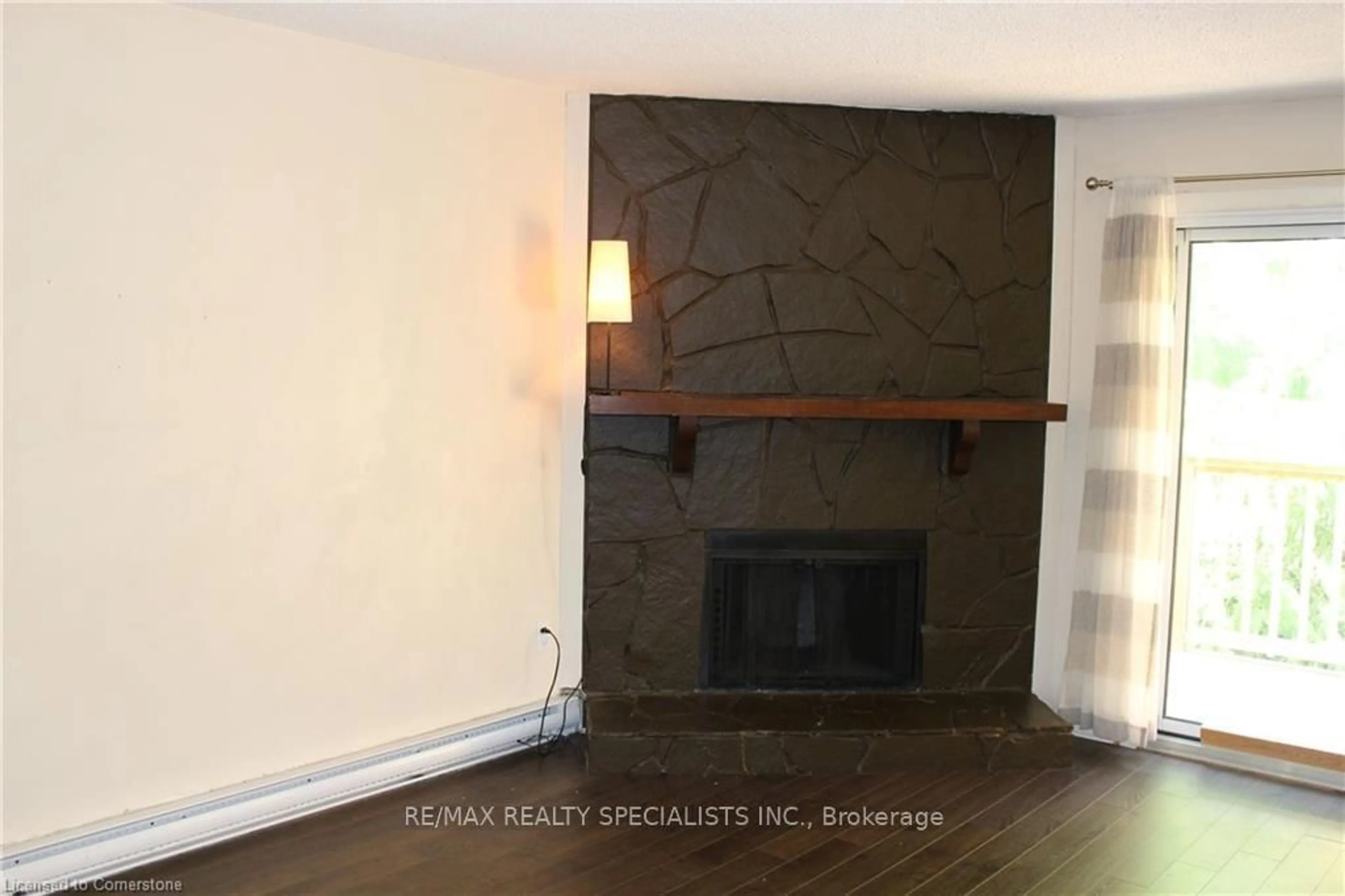 A pic of a room for 2701 AQUITAINE Ave, Mississauga Ontario L5N 2H7