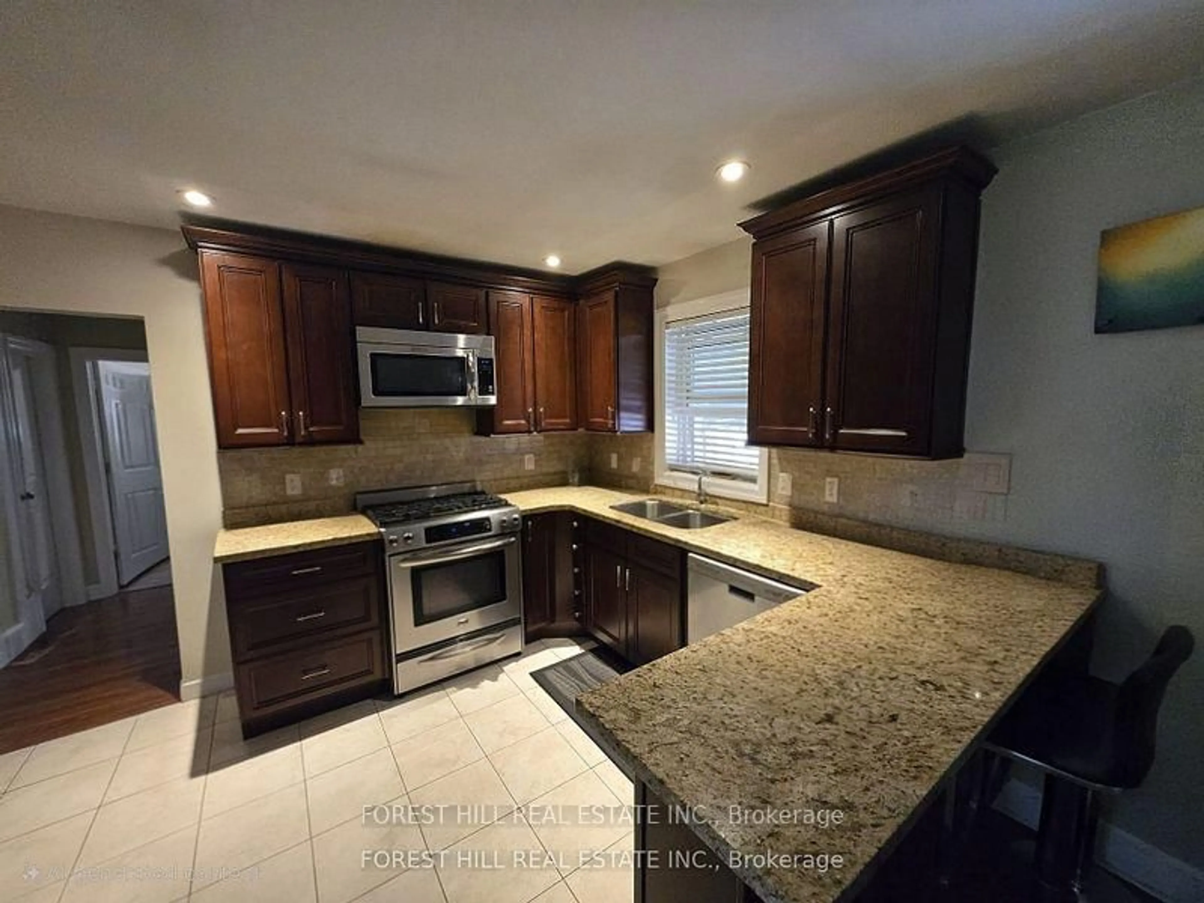 Unknown for 272 Richard Clark Dr, Toronto Ontario M3M 1W4