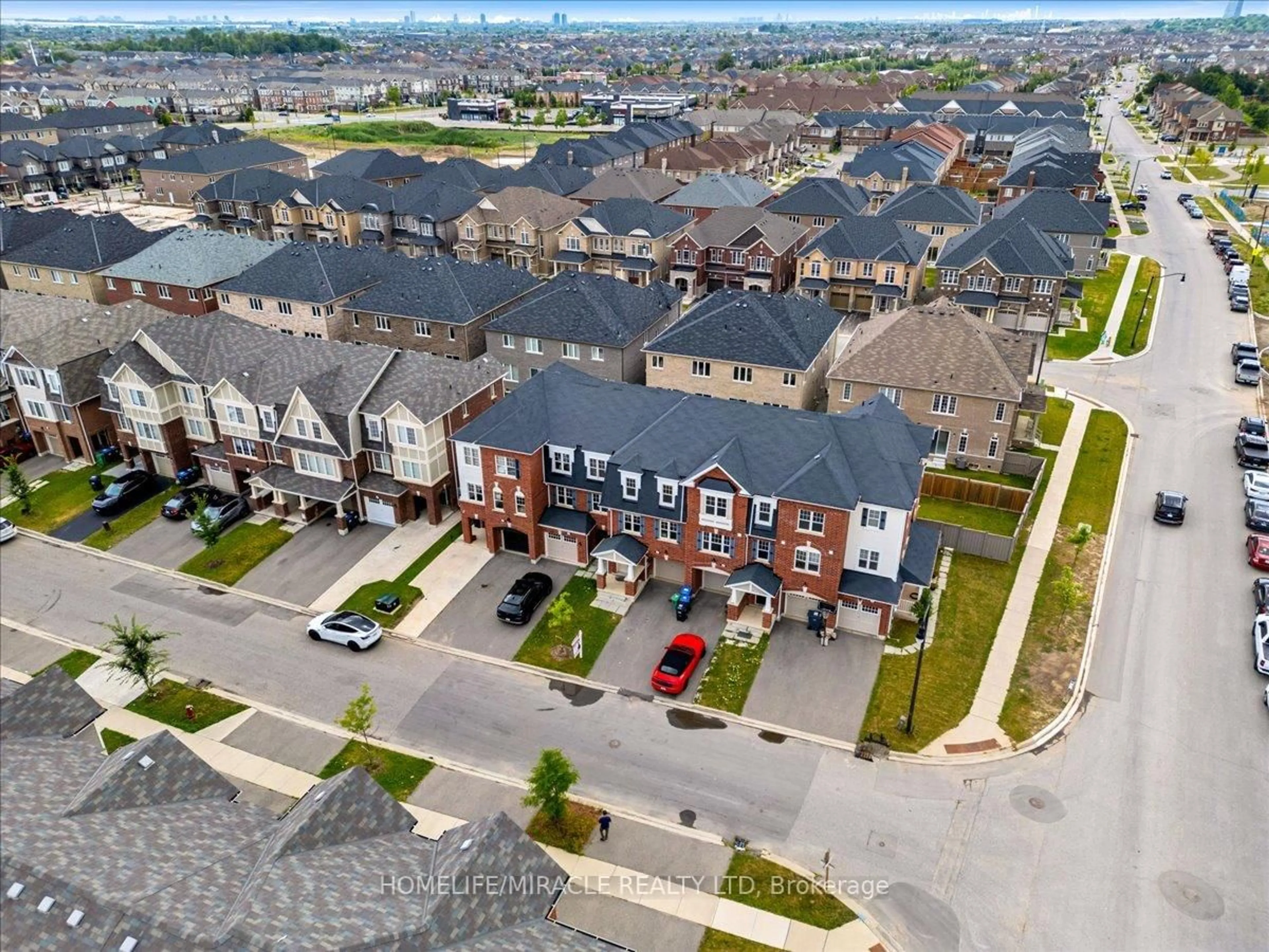 A pic from outside/outdoor area/front of a property/back of a property/a pic from drone, street for 5 Stewardship Rd, Brampton Ontario L7A 4W5