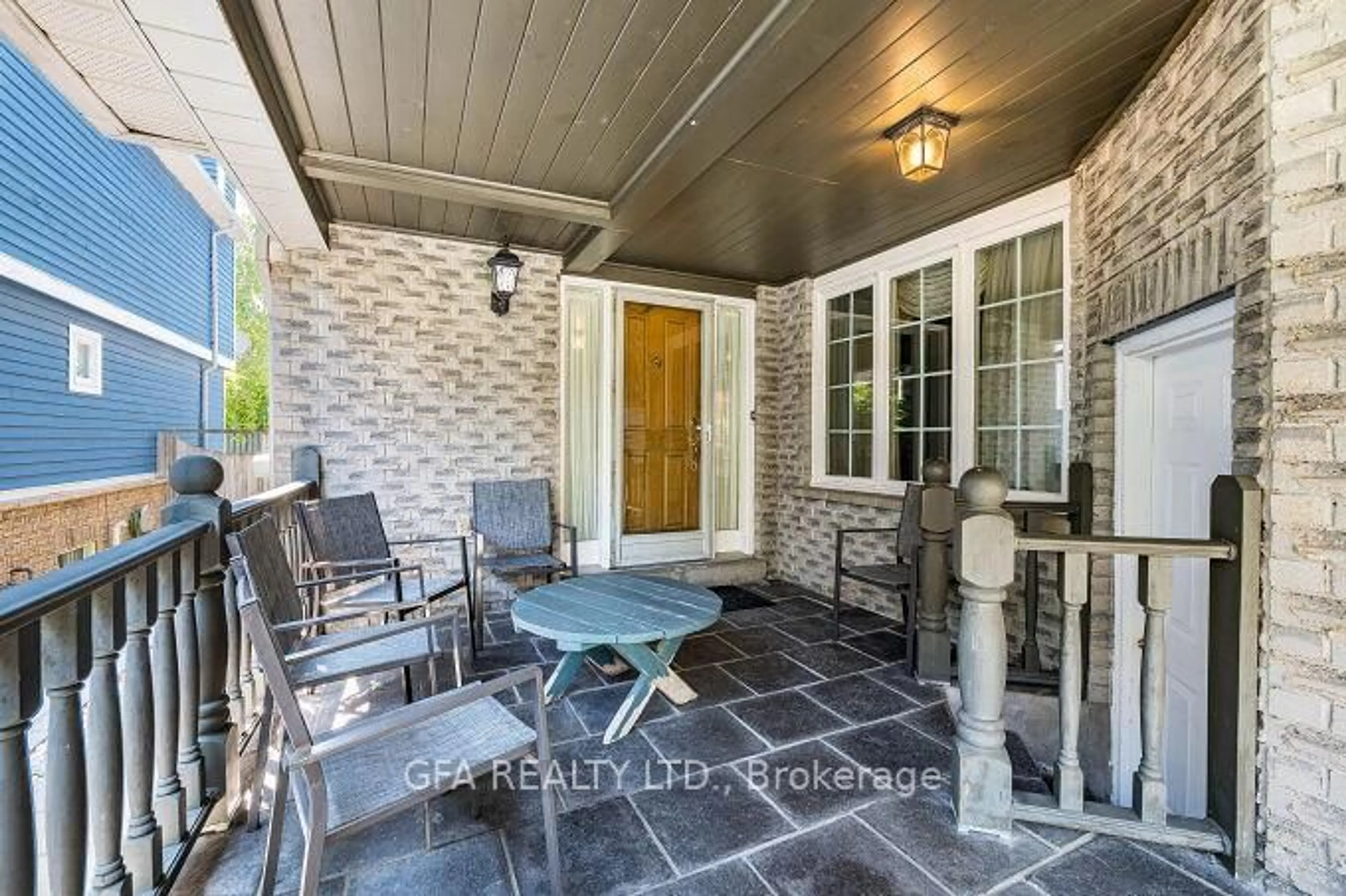 Patio, street for 5580 Middlebury Dr, Mississauga Ontario L5M 5G8