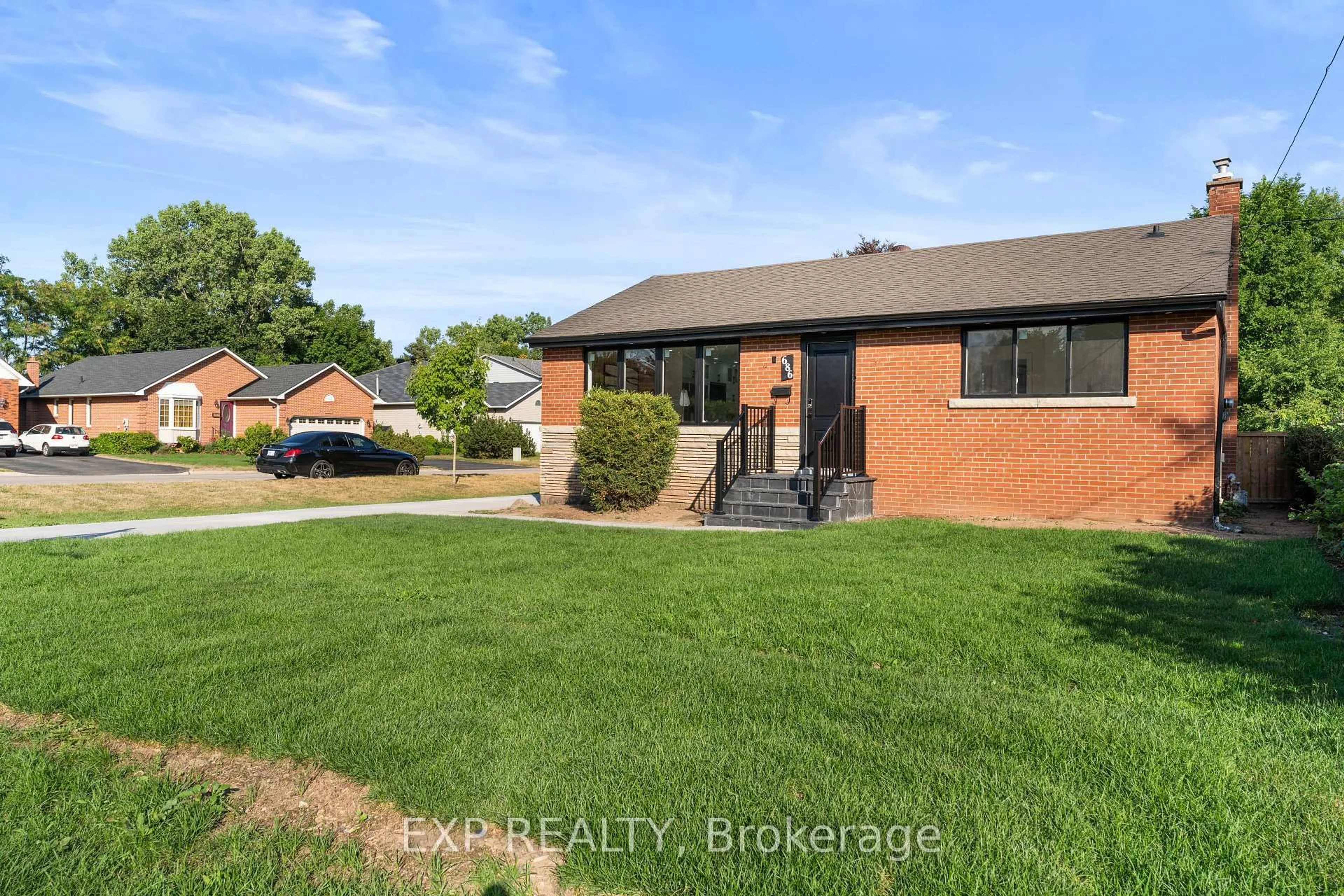Home with brick exterior material, street for 686 Wickens Ave, Burlington Ontario L7T 3T2