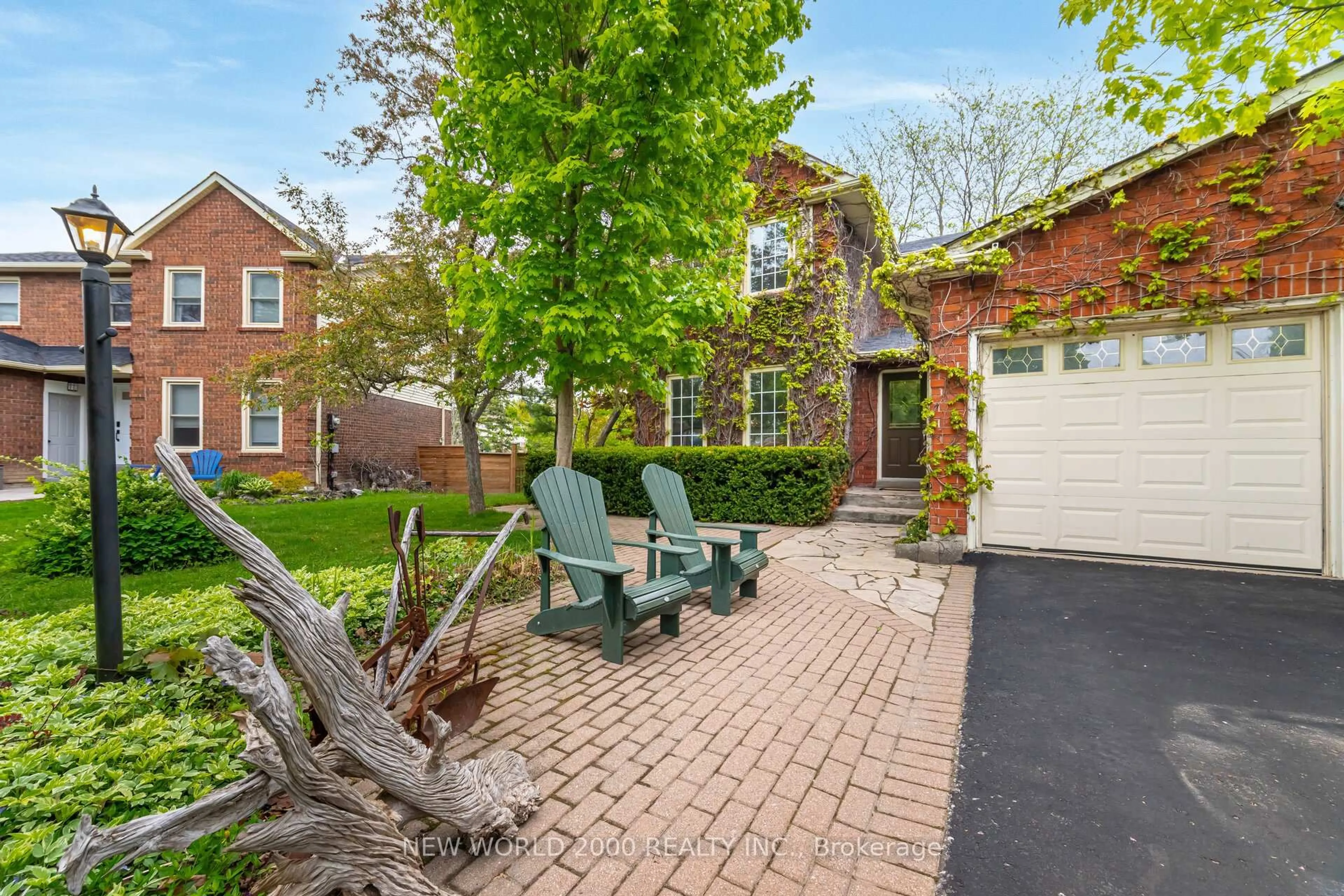 Home with brick exterior material, street for 254 Maidstone Crt, Caledon Ontario L7E 3V2