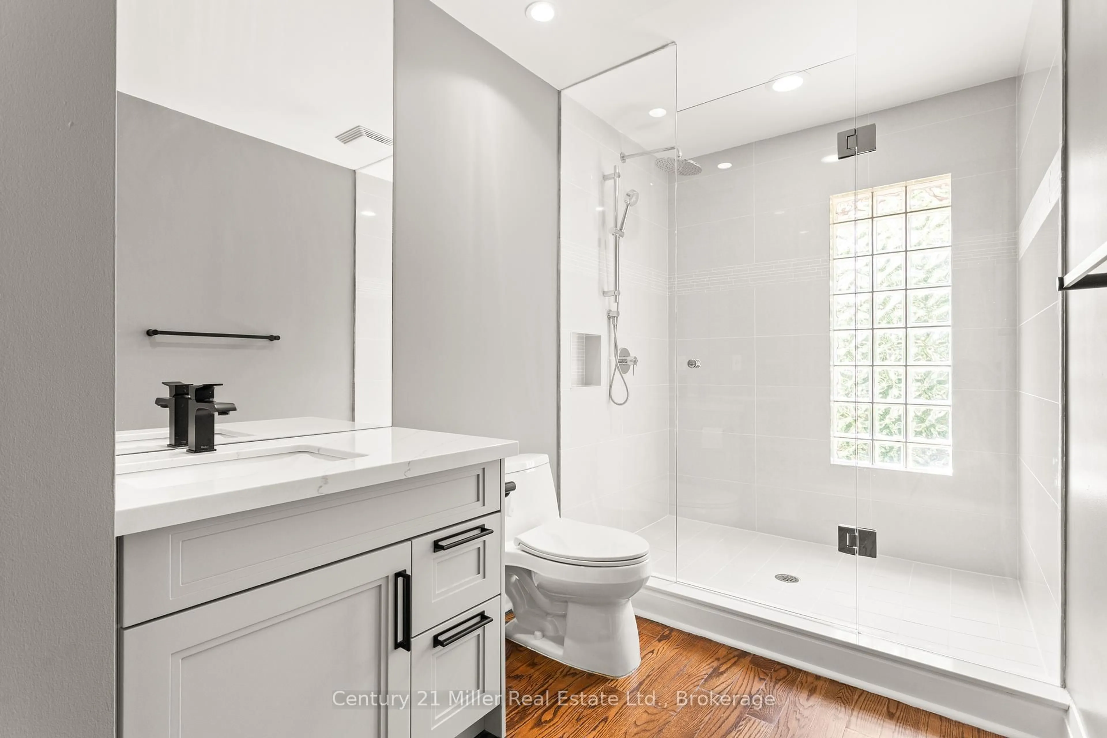 Contemporary bathroom, ceramic/tile floor for 412 Maple Grove Dr, Oakville Ontario L6J 4V7