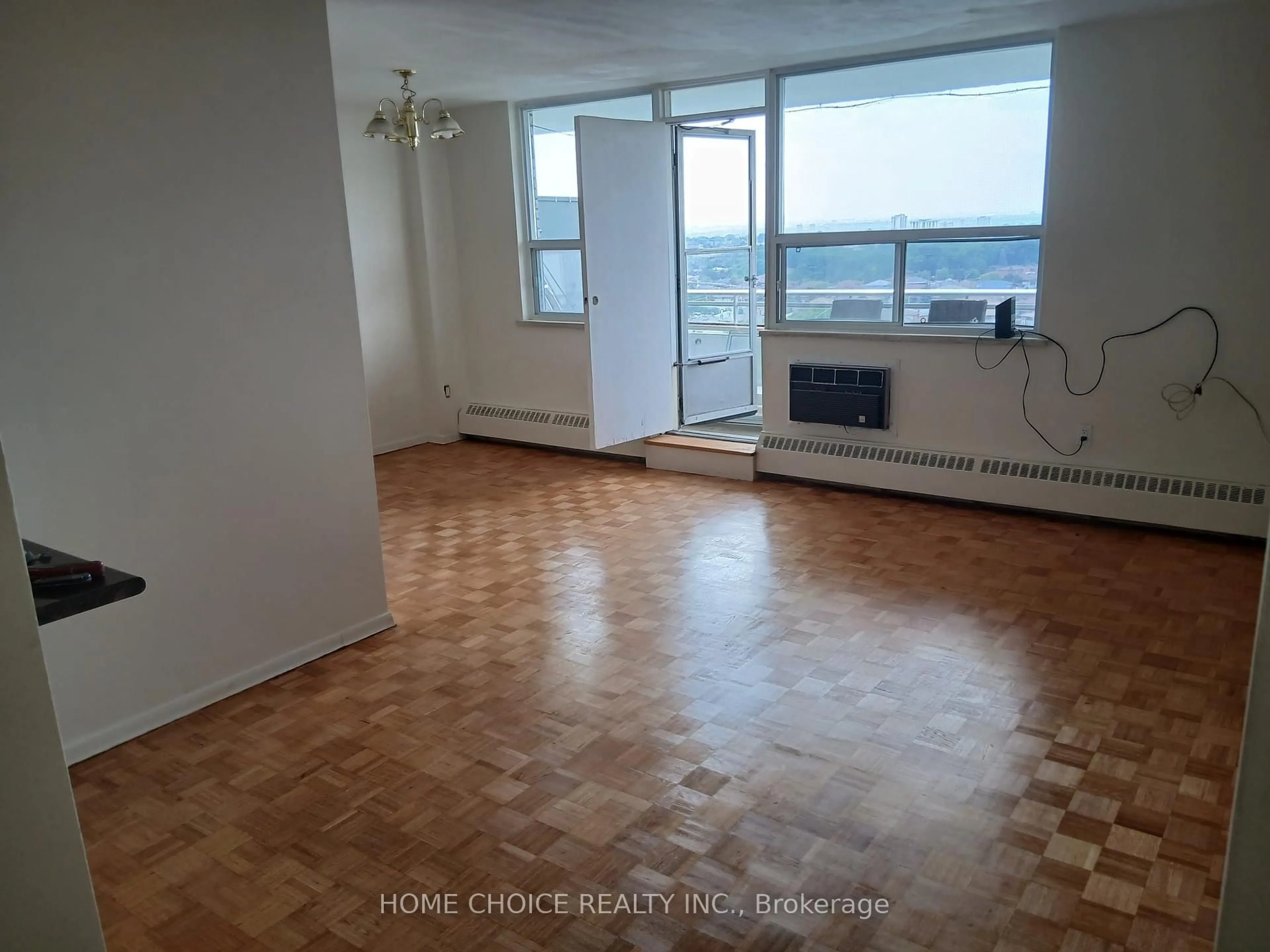A pic of a room for 3460 Keele St #803, Toronto Ontario M3J 1L9