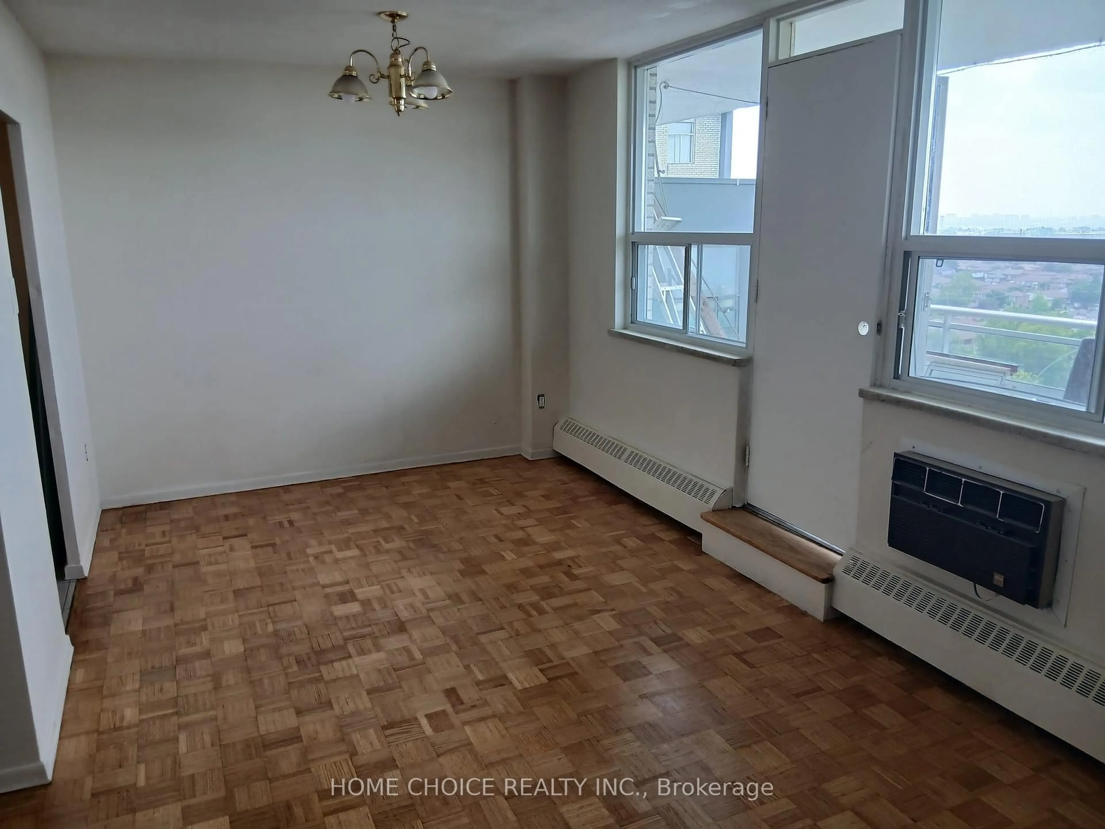 A pic of a room for 3460 Keele St #803, Toronto Ontario M3J 1L9