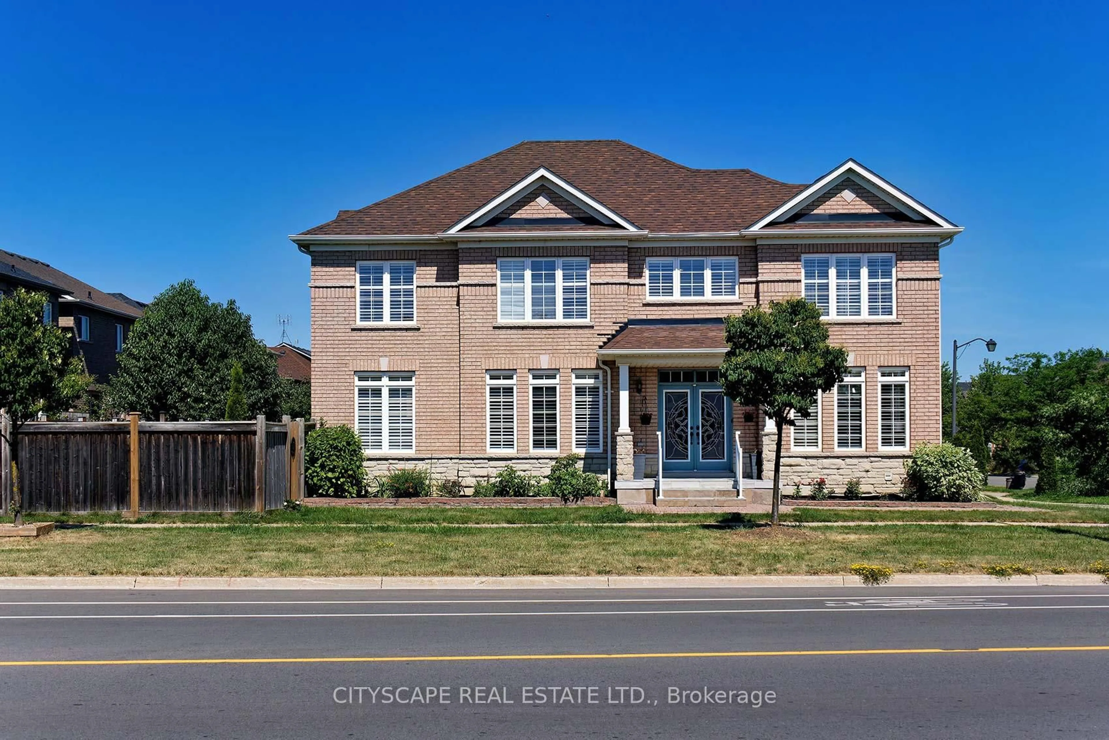 Home with brick exterior material, street for 1071 Tupper Dr, Milton Ontario L9T 0A8