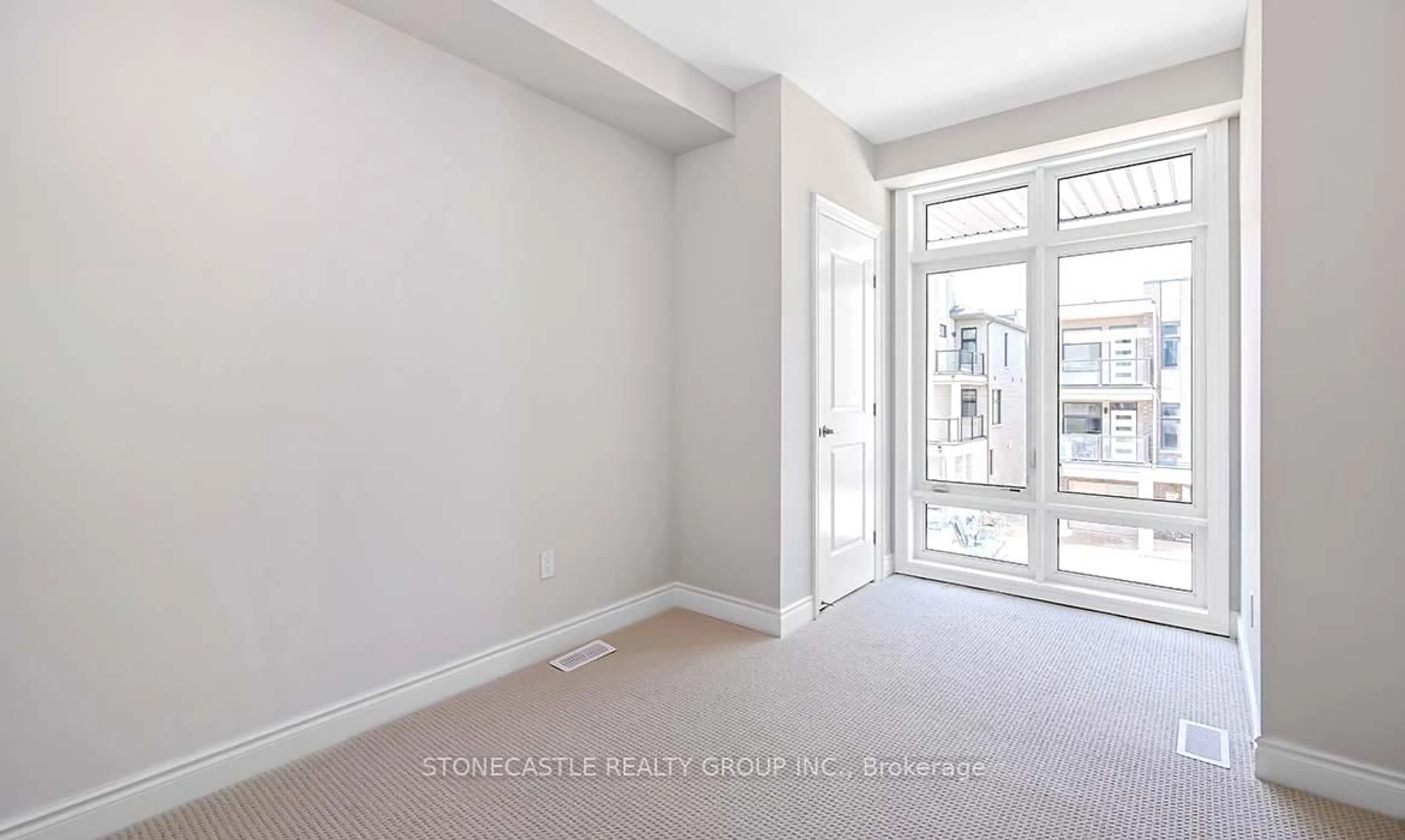 A pic of a room for 1300 Anthonia Tr, Oakville Ontario L6H 7Y6