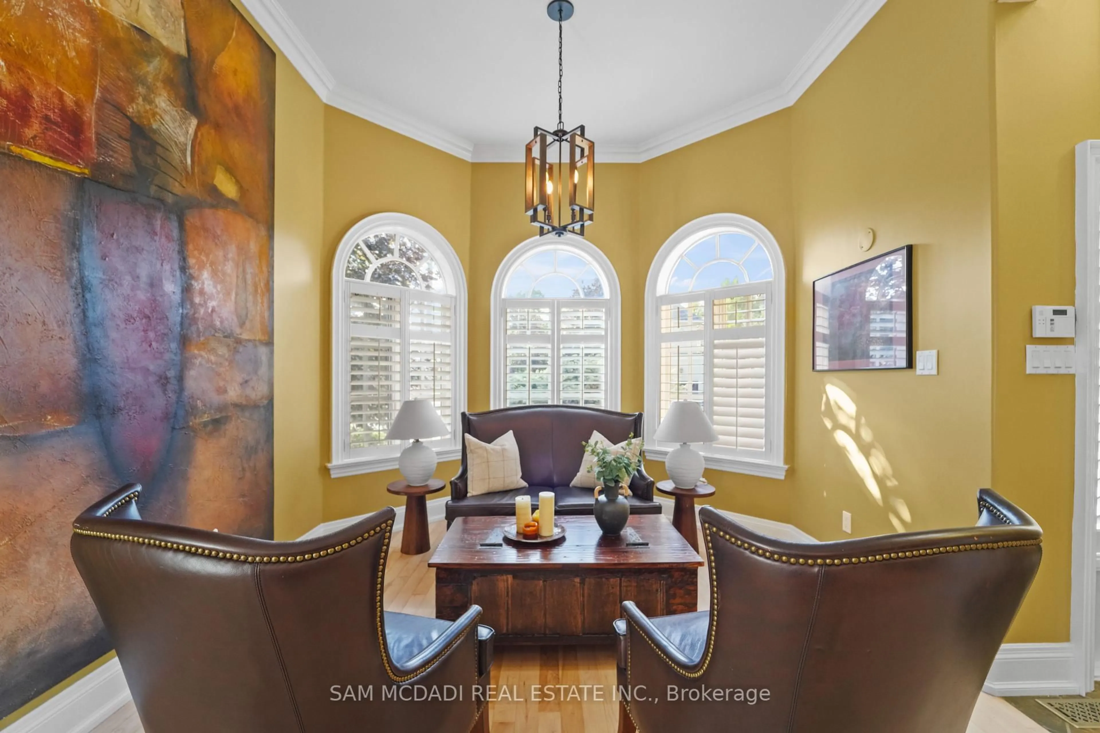 Dining room, ceramic/tile floor for 2258 Providence Rd, Oakville Ontario L6H 6Y9