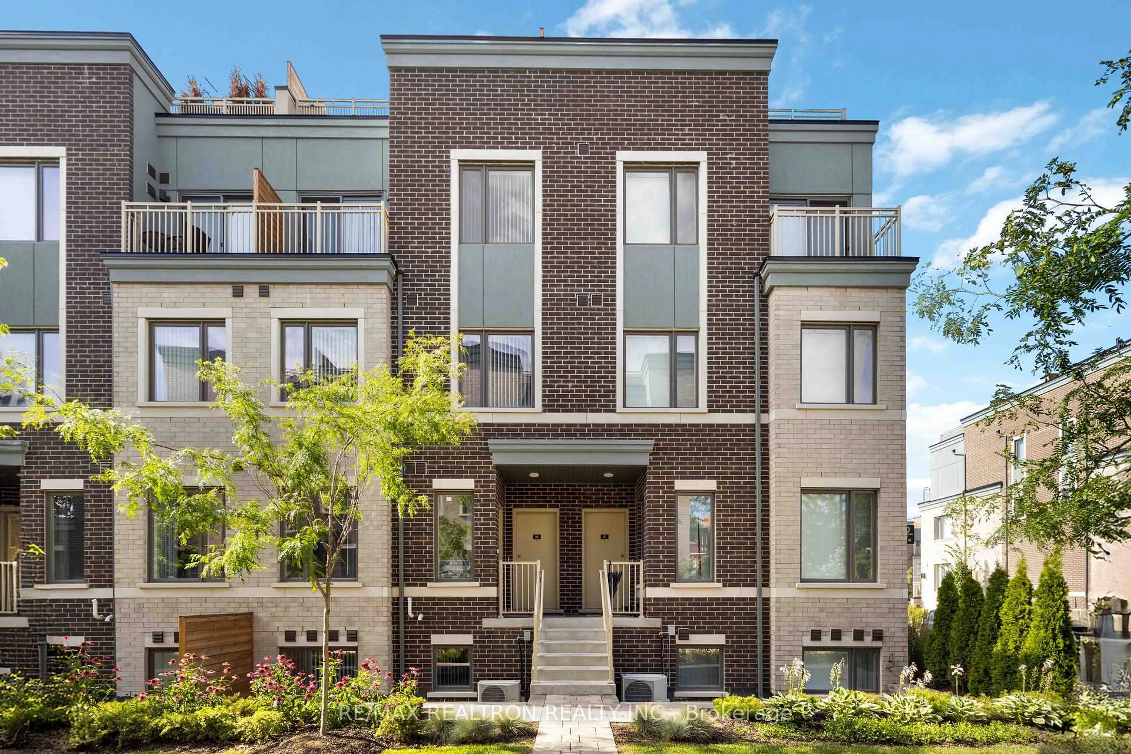 Home with brick exterior material, street for 20 William Jackson Way #89, Toronto Ontario M8X 2J3