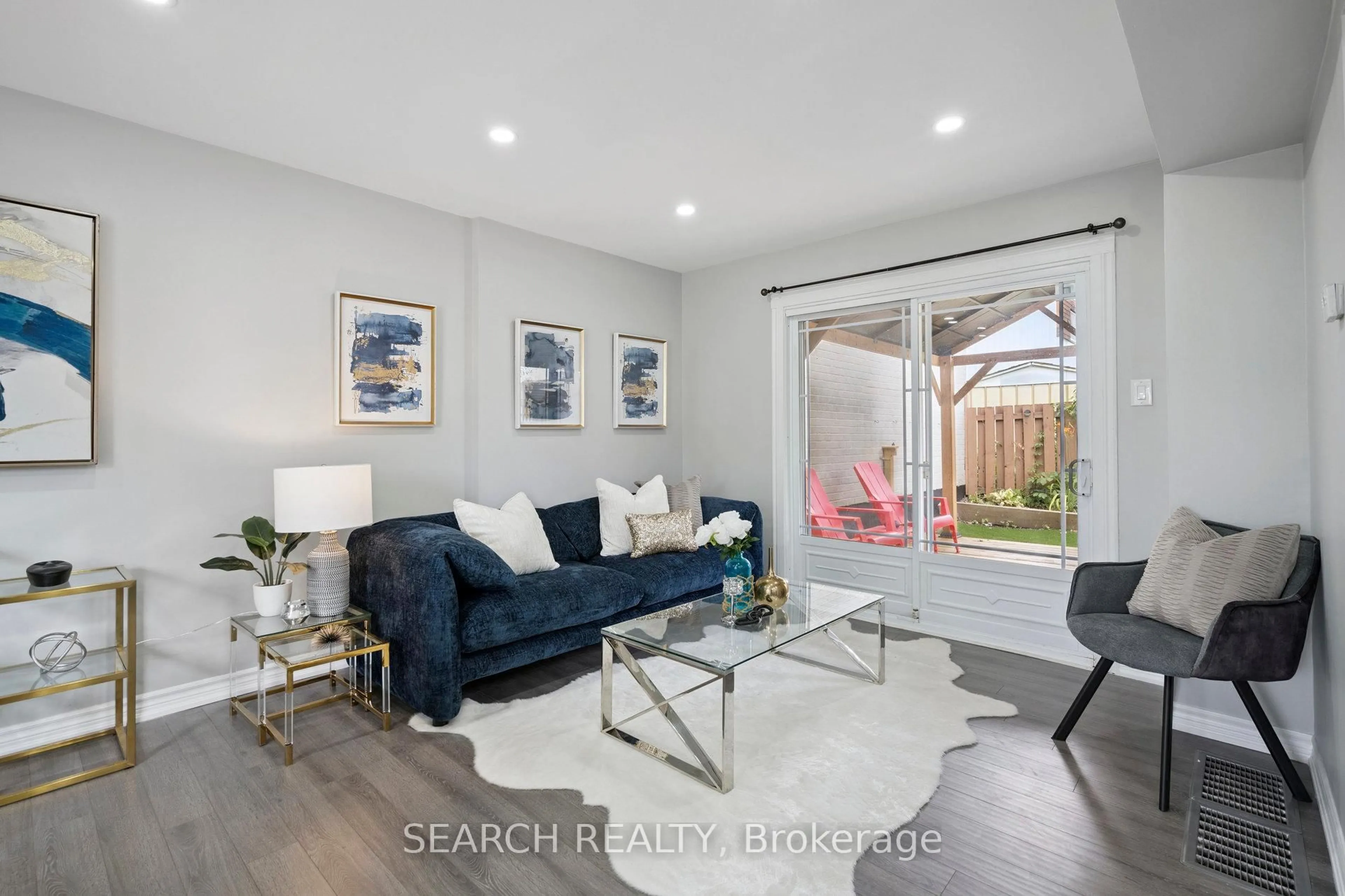 Living room with furniture, unknown for 15 Hector Crt, Brampton Ontario L6S 1P1