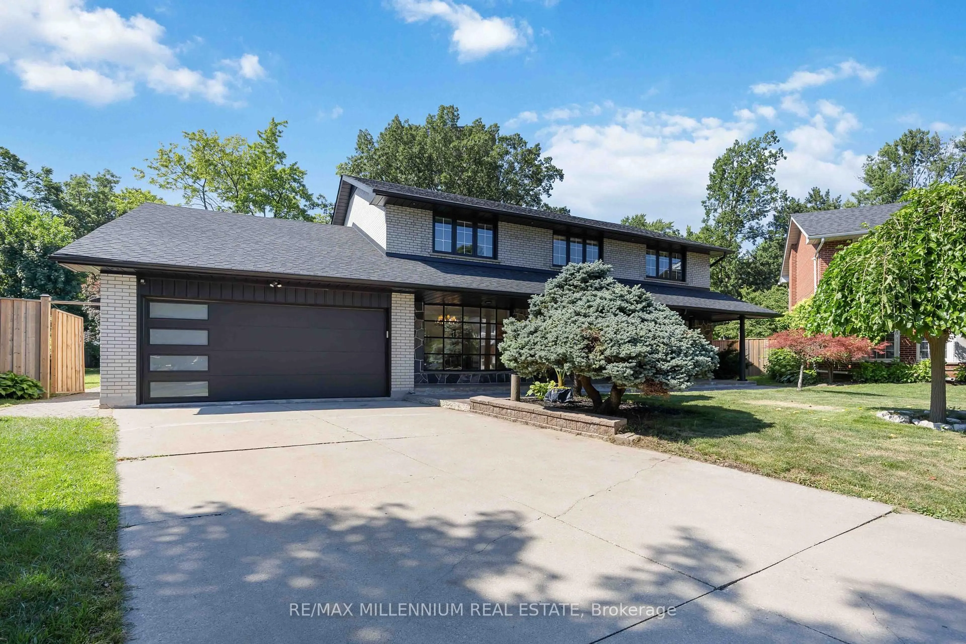 Unknown for 22 Richdale Crt, Toronto Ontario M9B 5Y9