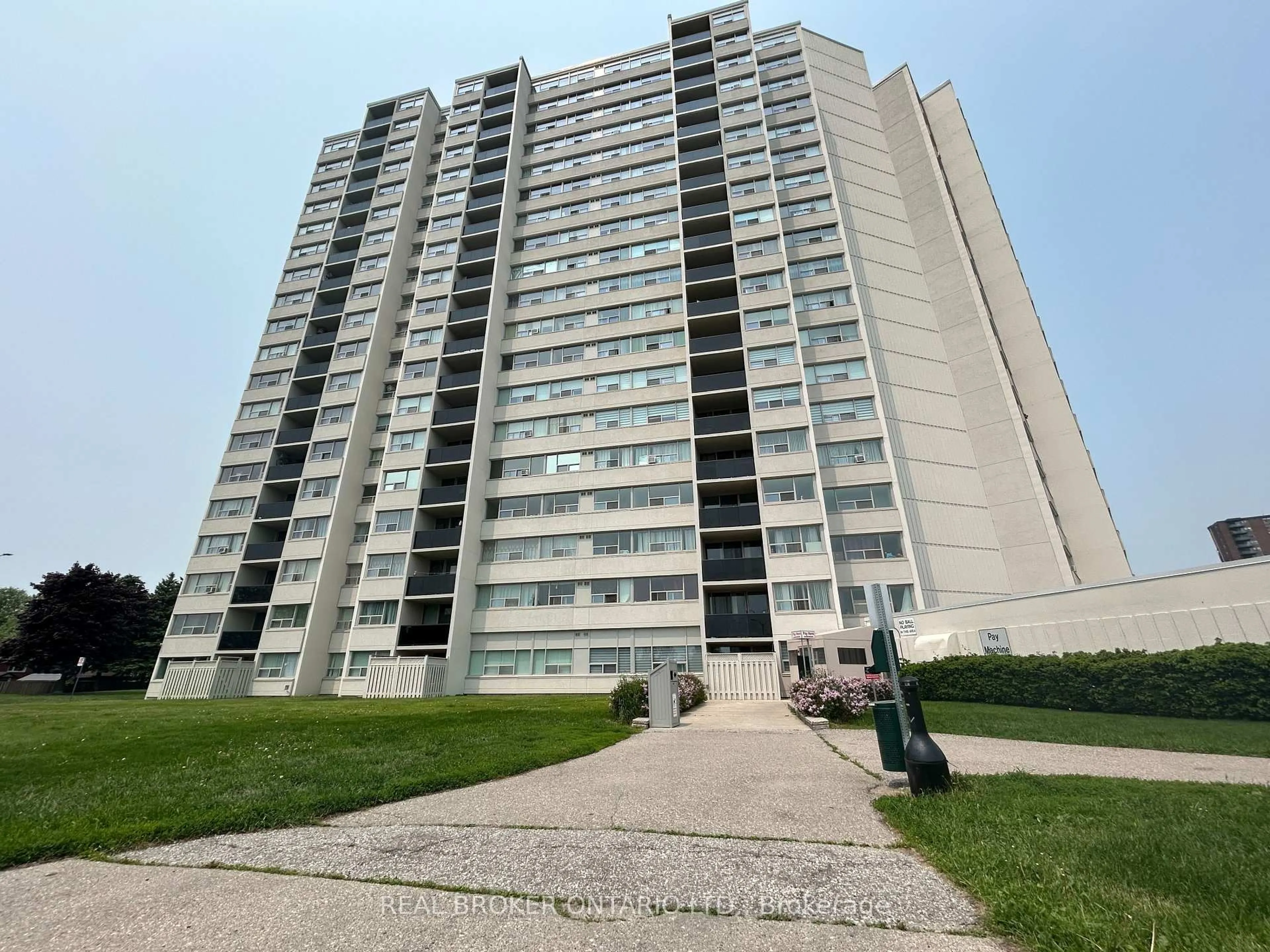 Unknown for 530 Lolita Gdns #1203, Mississauga Ontario L5A 3T2