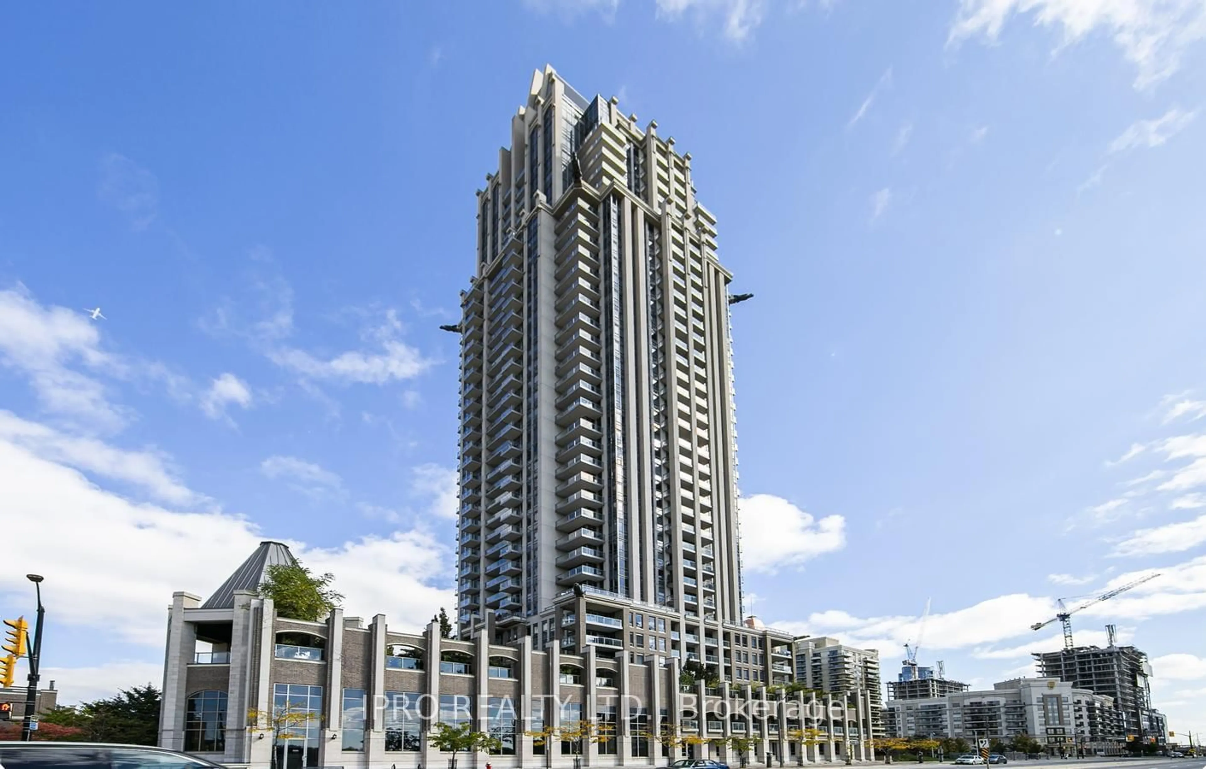Indoor foyer for 388 Prince Of Vales Dr #1809, Mississauga Ontario L5B 0A1