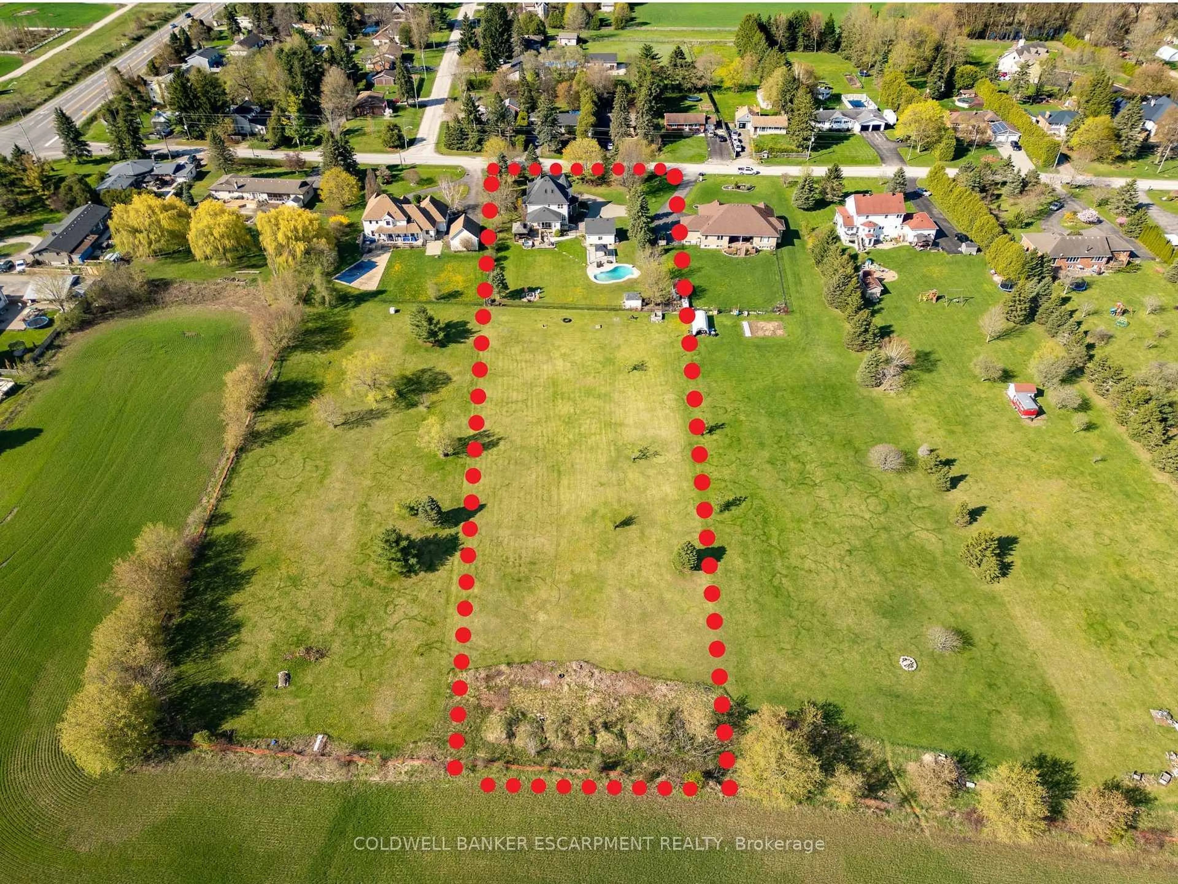 A pic from outside/outdoor area/front of a property/back of a property/a pic from drone, street for 13467 Fourth Line, Halton Hills Ontario L7J 2L8