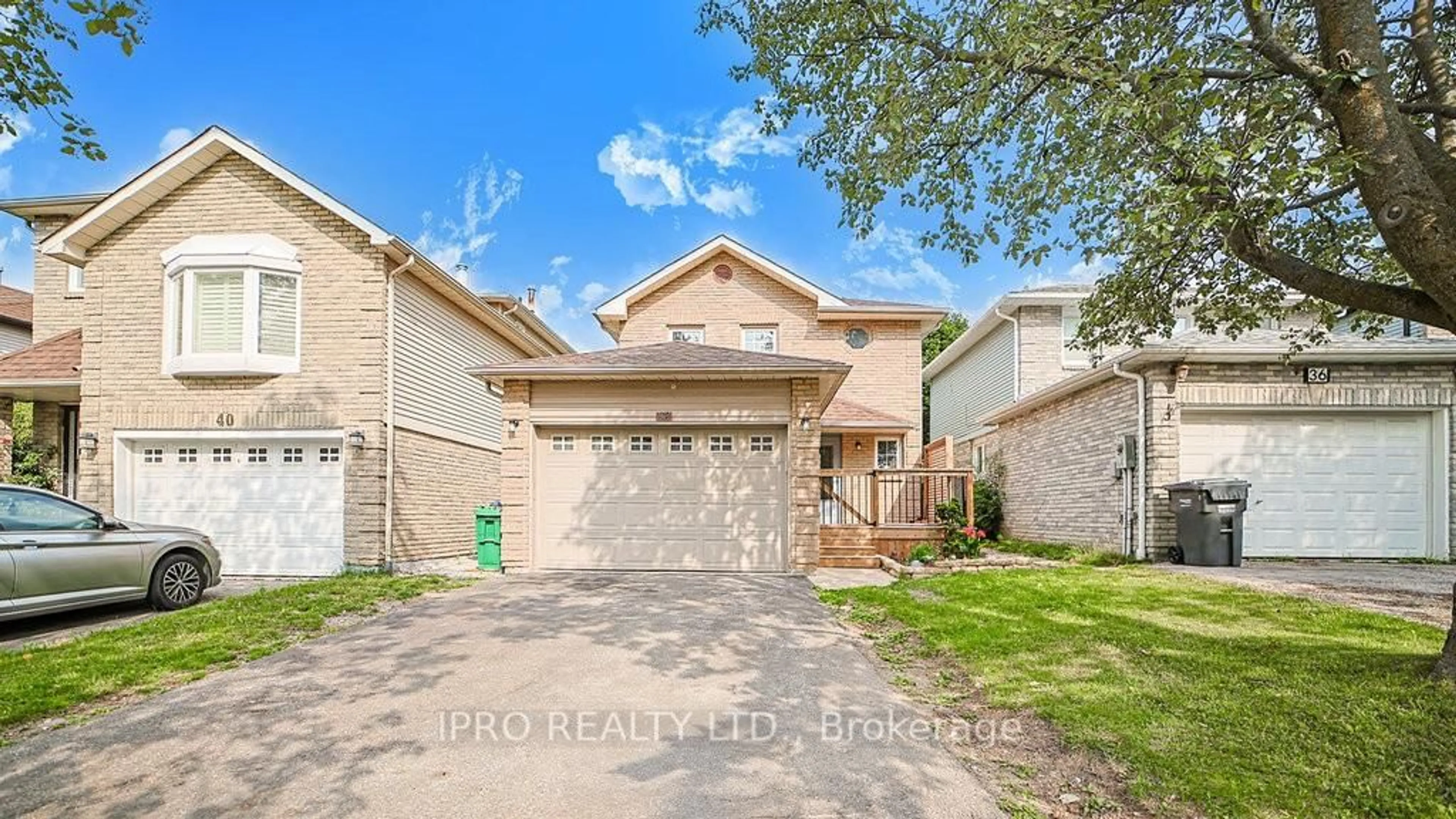 Unknown for 38 Roehampton Cres, Brampton Ontario L6Y 2R4
