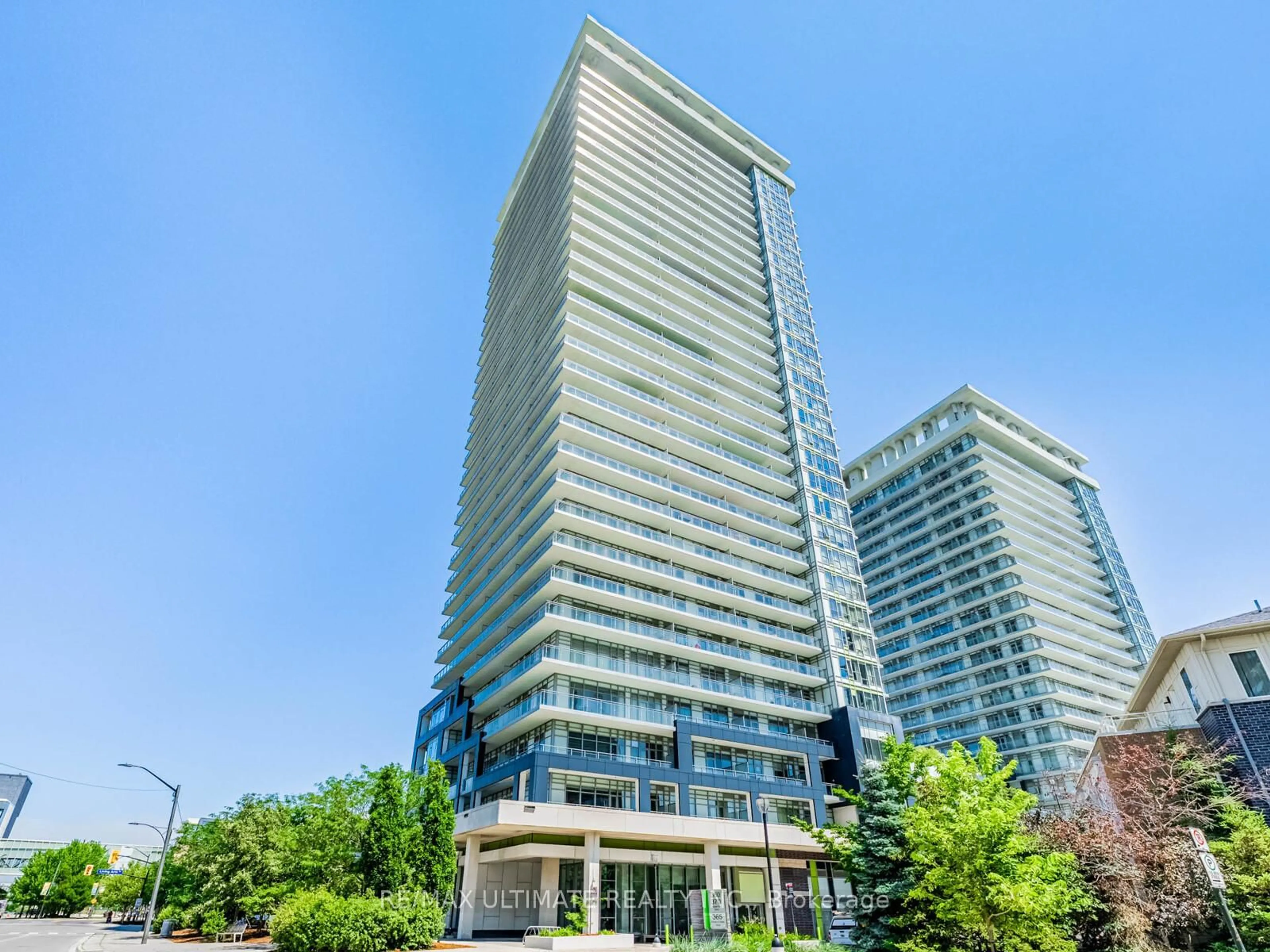 Indoor foyer for 360 Square One Dr #1211, Mississauga Ontario L5B 0G7