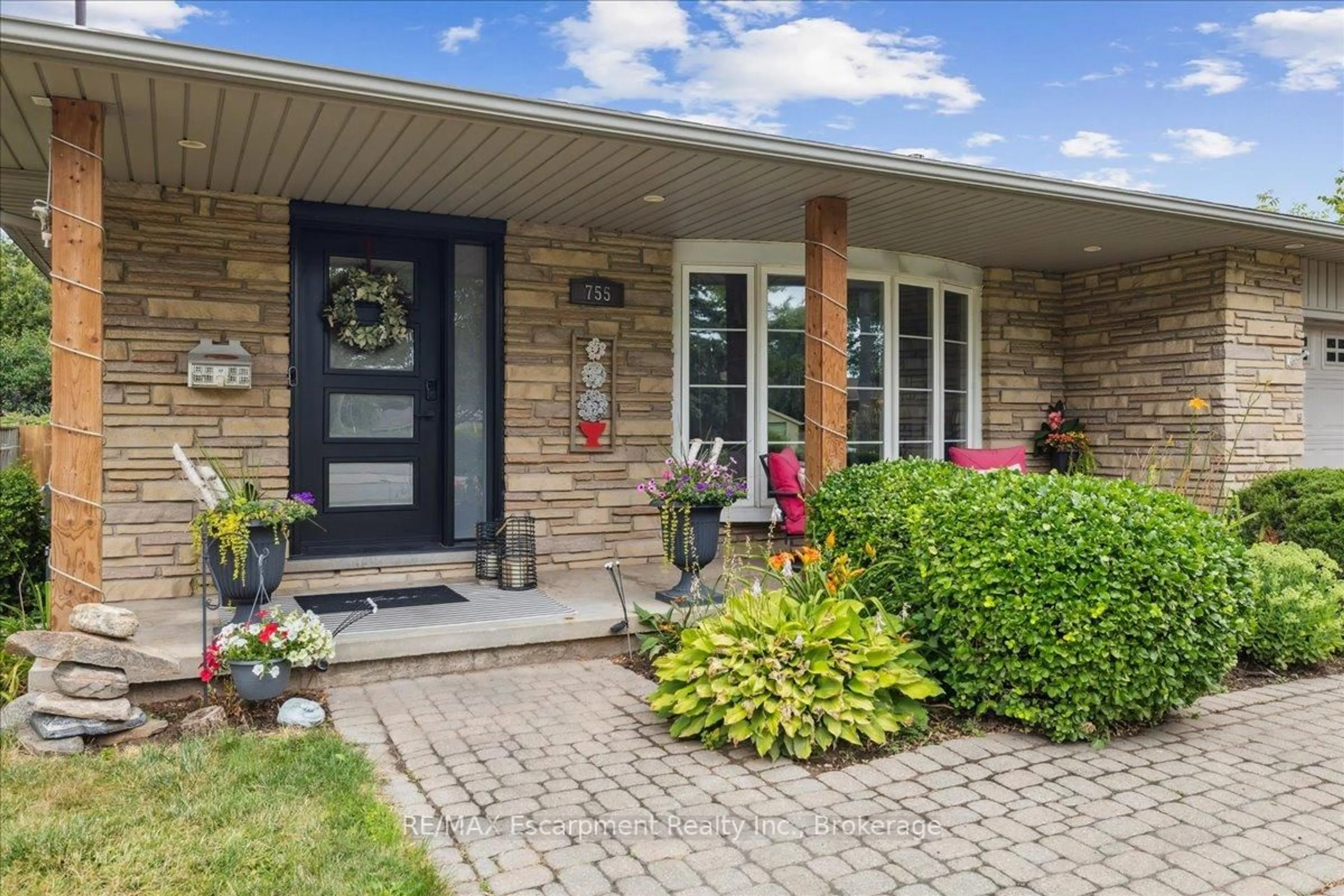 Home with brick exterior material, street for 755 Parker Cres, Burlington Ontario L7R 3A5