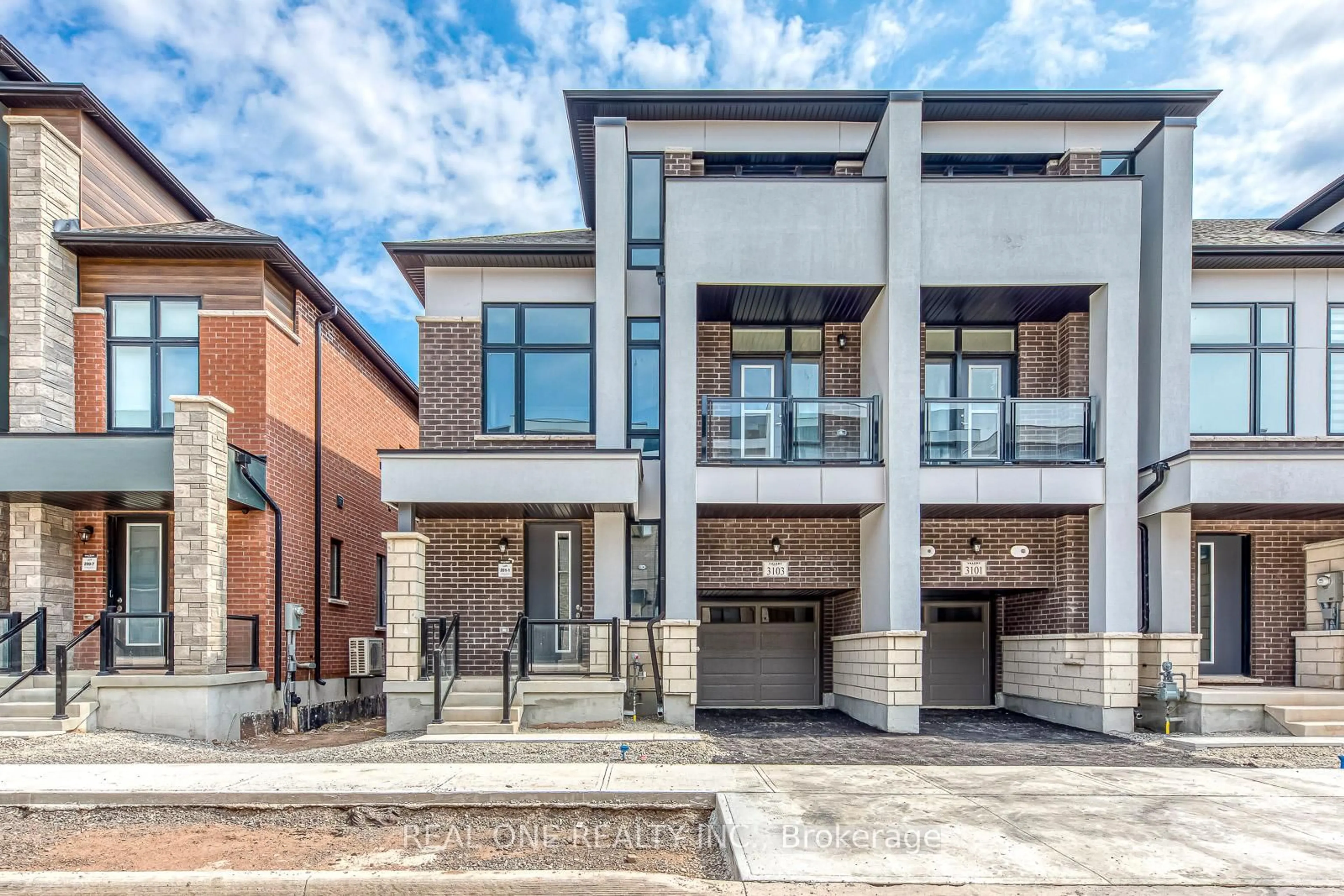 Home with brick exterior material, street for 3103 Perkins Way, Oakville Ontario L6H 7Z5
