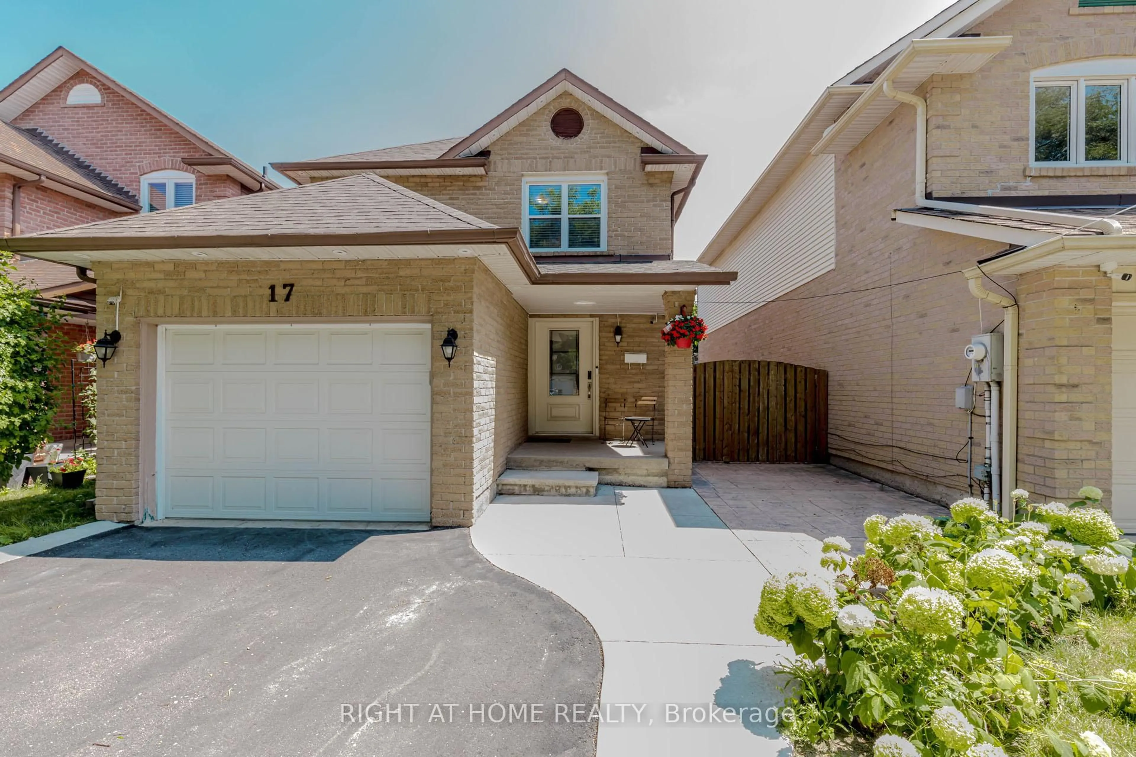 Unknown for 17 Garden Ave, Brampton Ontario L6X 1M4