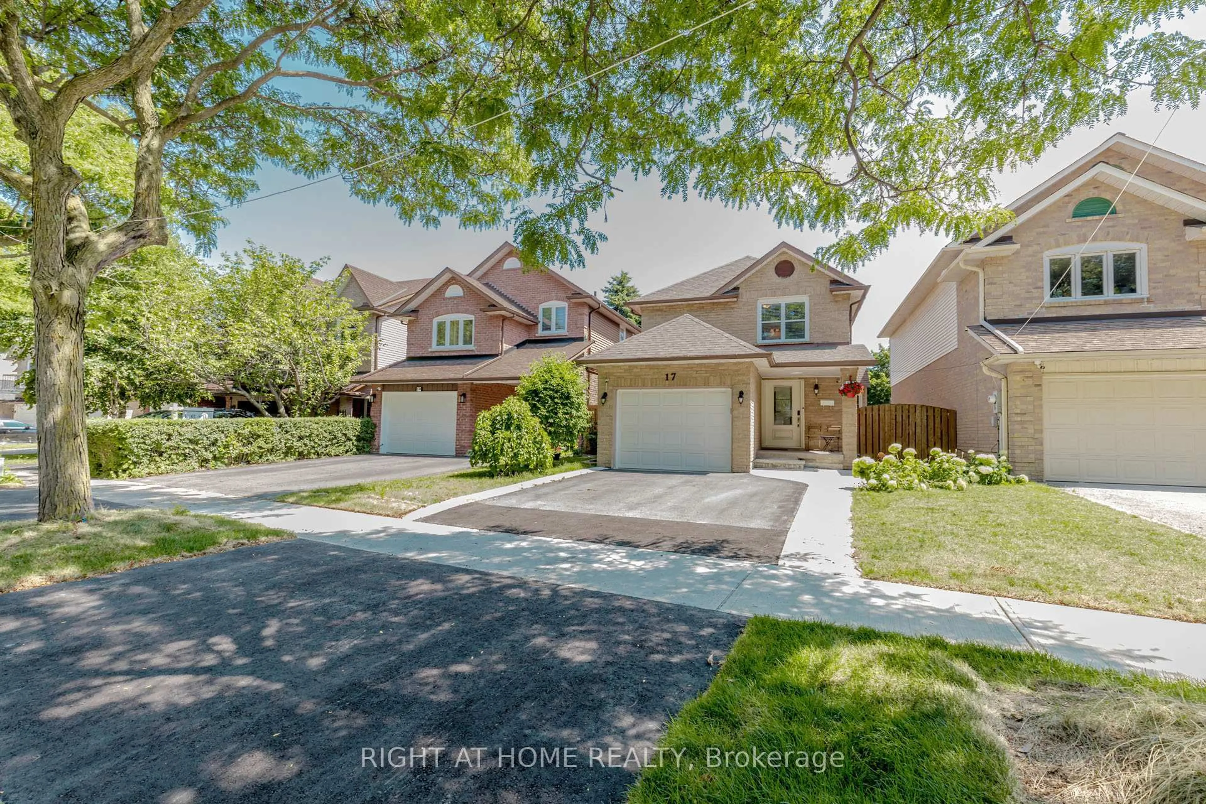 A pic from outside/outdoor area/front of a property/back of a property/a pic from drone, street for 17 Garden Ave, Brampton Ontario L6X 1M4