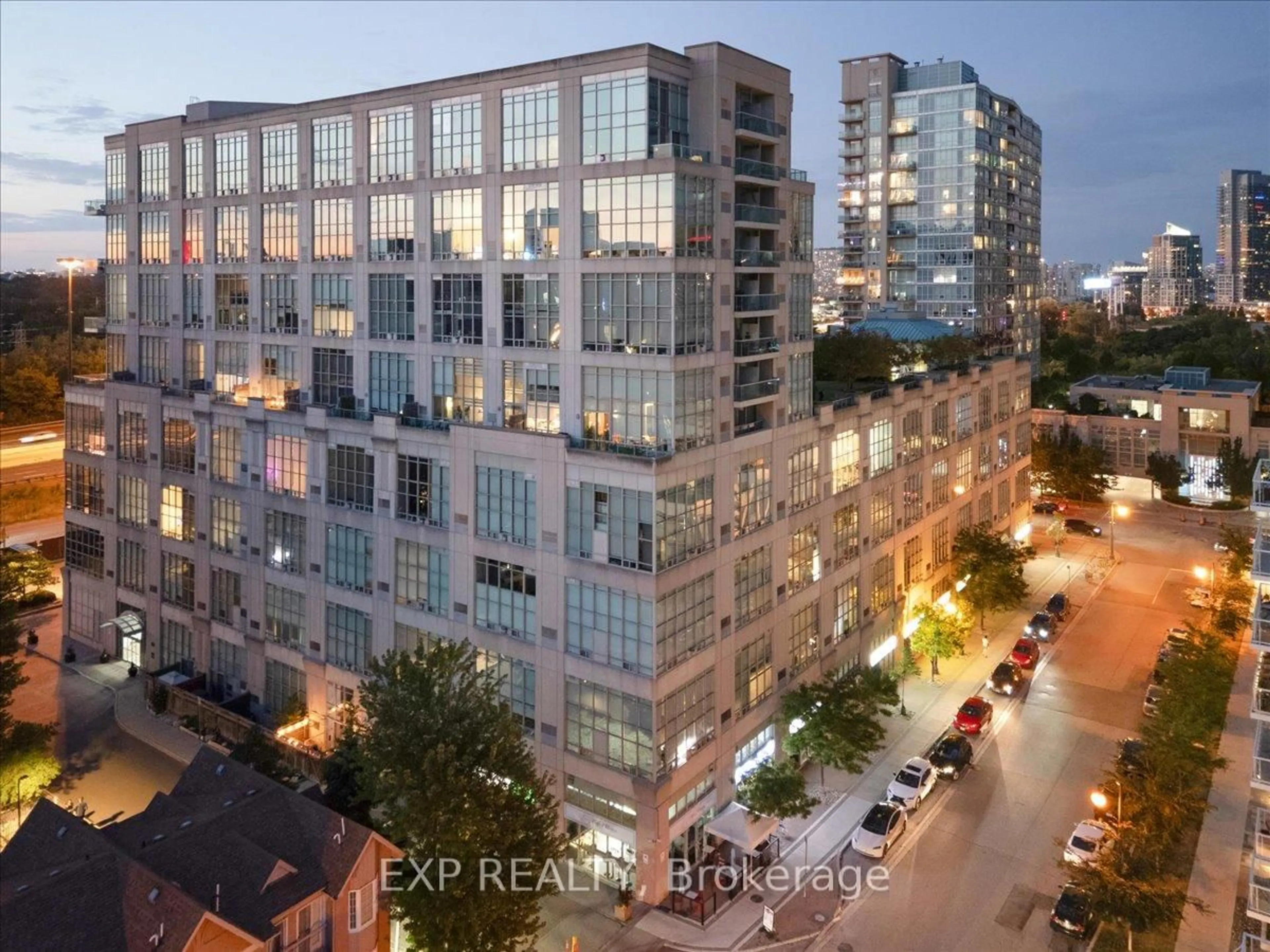 Unknown for 300 Manitoba St #416, Toronto Ontario M8Y 4G6