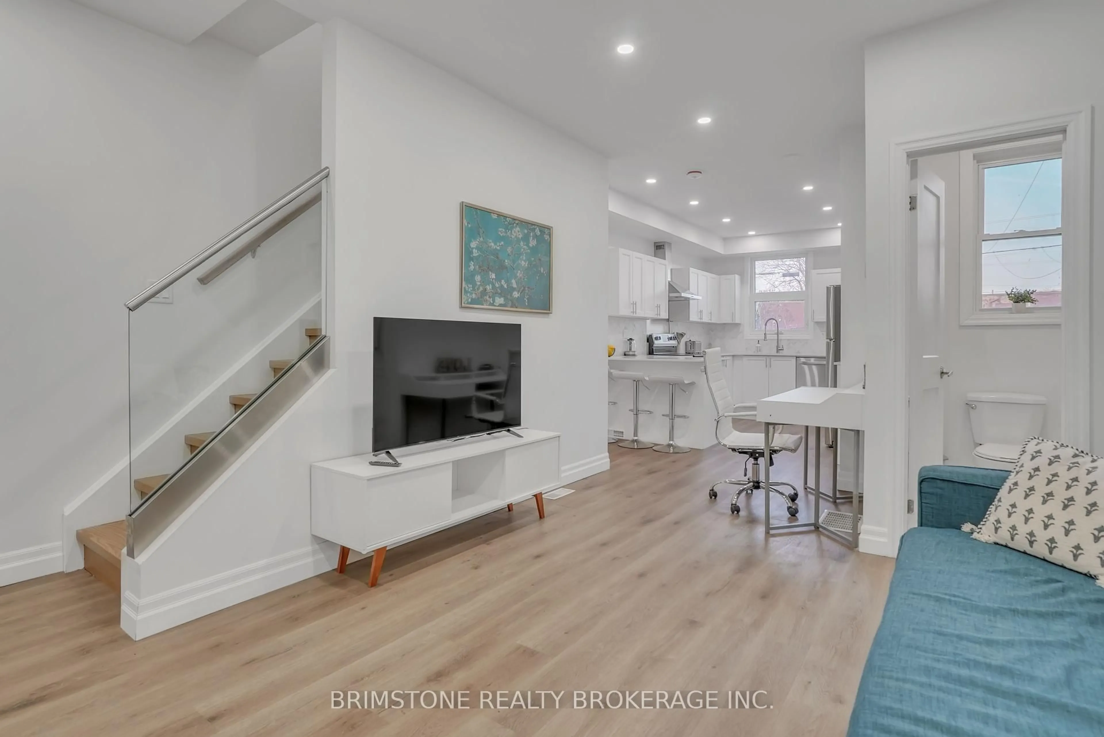 Open concept kitchen, unknown for 130 Mulock Ave, Toronto Ontario M6N 3C6